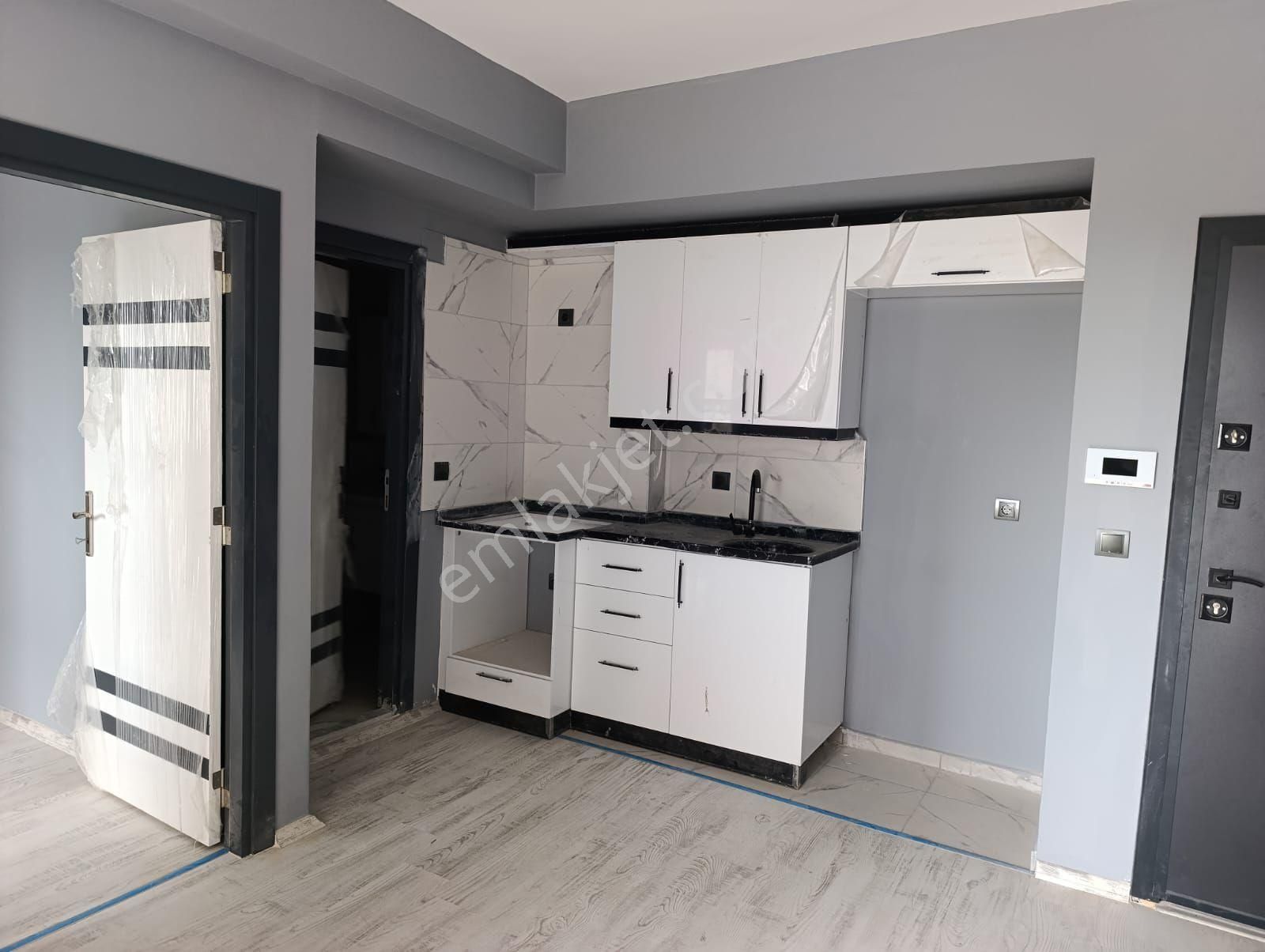 Osmangazi Mahallesinde 1+1 İskanlı Oturuma Hazır Yatay Mimari Satılık Daire - Görsel 10