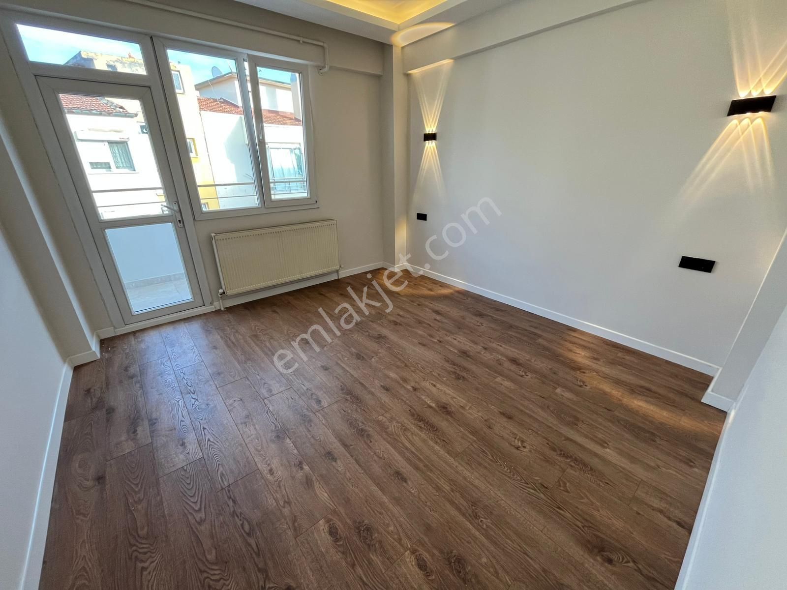 Asil'den Ata Cad. Girişinde 3+1 Lüks Yapılı Çift Cephe Daire - Görsel 24