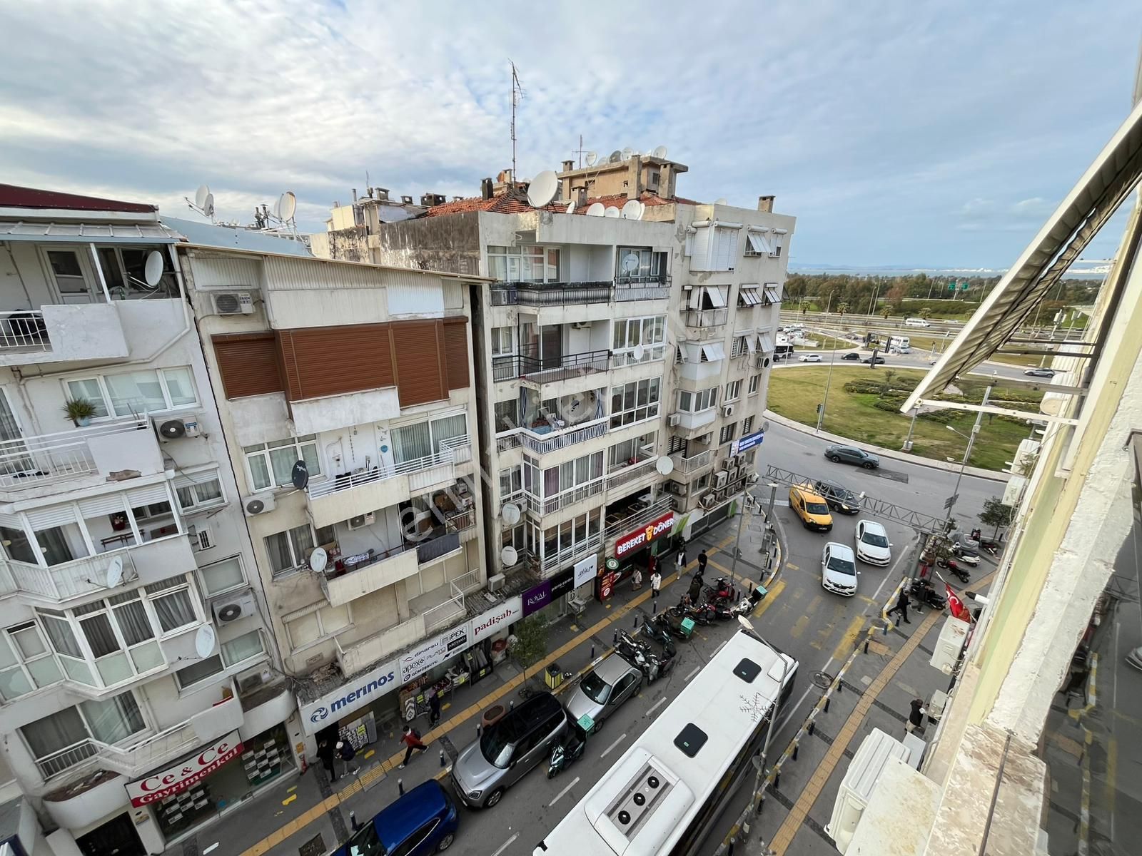 Asil'den Ata Cad. Girişinde 3+1 Lüks Yapılı Çift Cephe Daire - Görsel 6