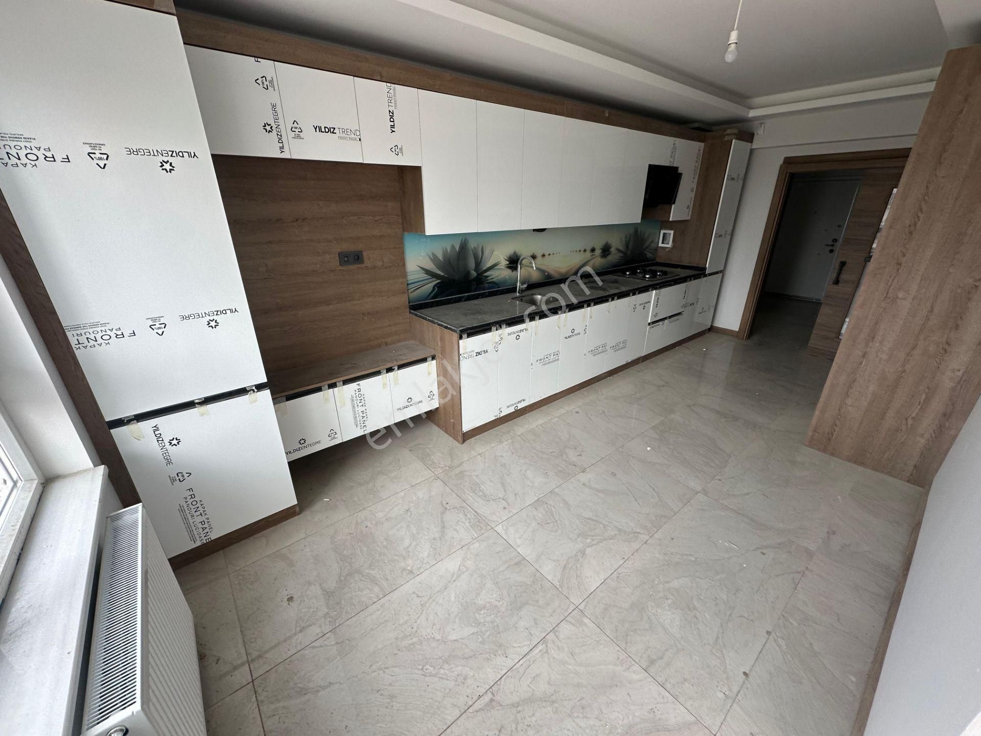 Yeni Cimşit Mh^de Ara Katta Asansörlü Ön Cp. E. Banyolu G. Odalı 4+1 Geniş Balkonlu Kupon Daire ! - Görsel 2