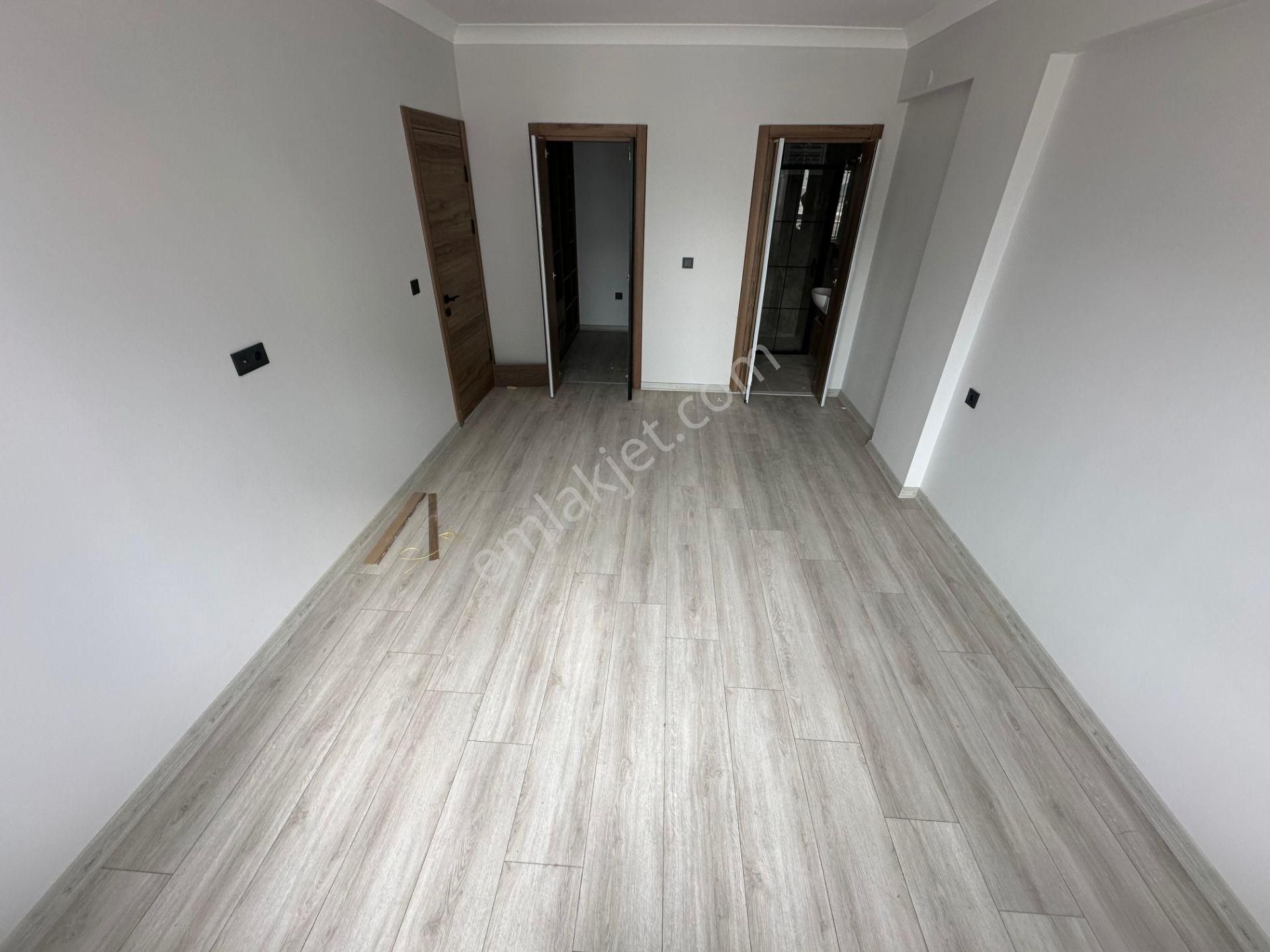 Yeni Cimşit Mh^de Ara Katta Asansörlü Ön Cp. E. Banyolu G. Odalı 4+1 Geniş Balkonlu Kupon Daire ! - Görsel 20