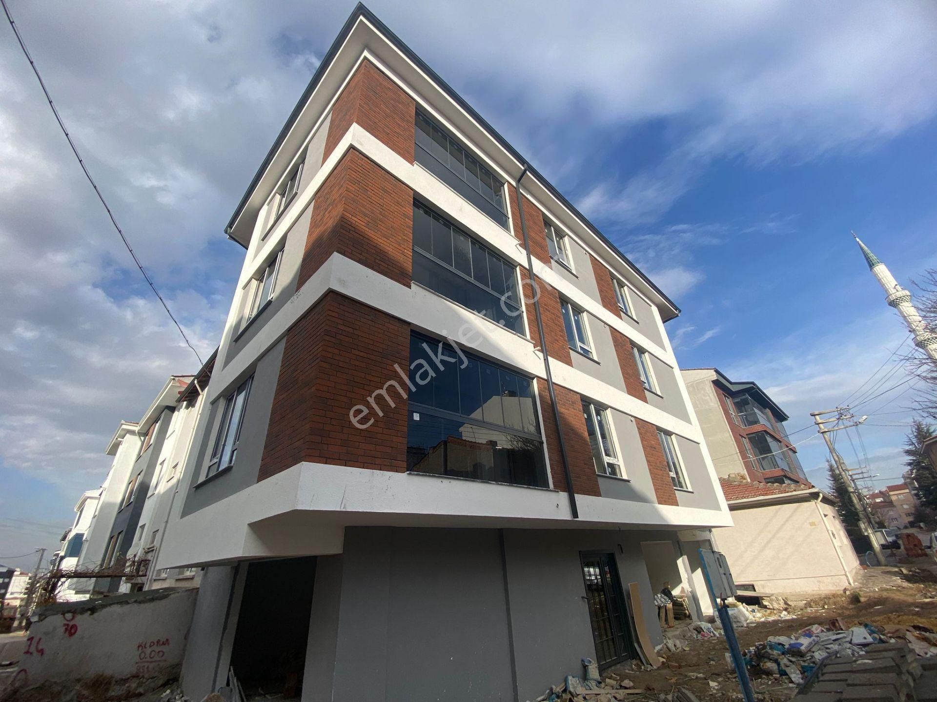 Tombakzade Yakını Katta Tek Daire Özel Garaj 115m² 2+1 Daire Bk-21 - Görsel 22