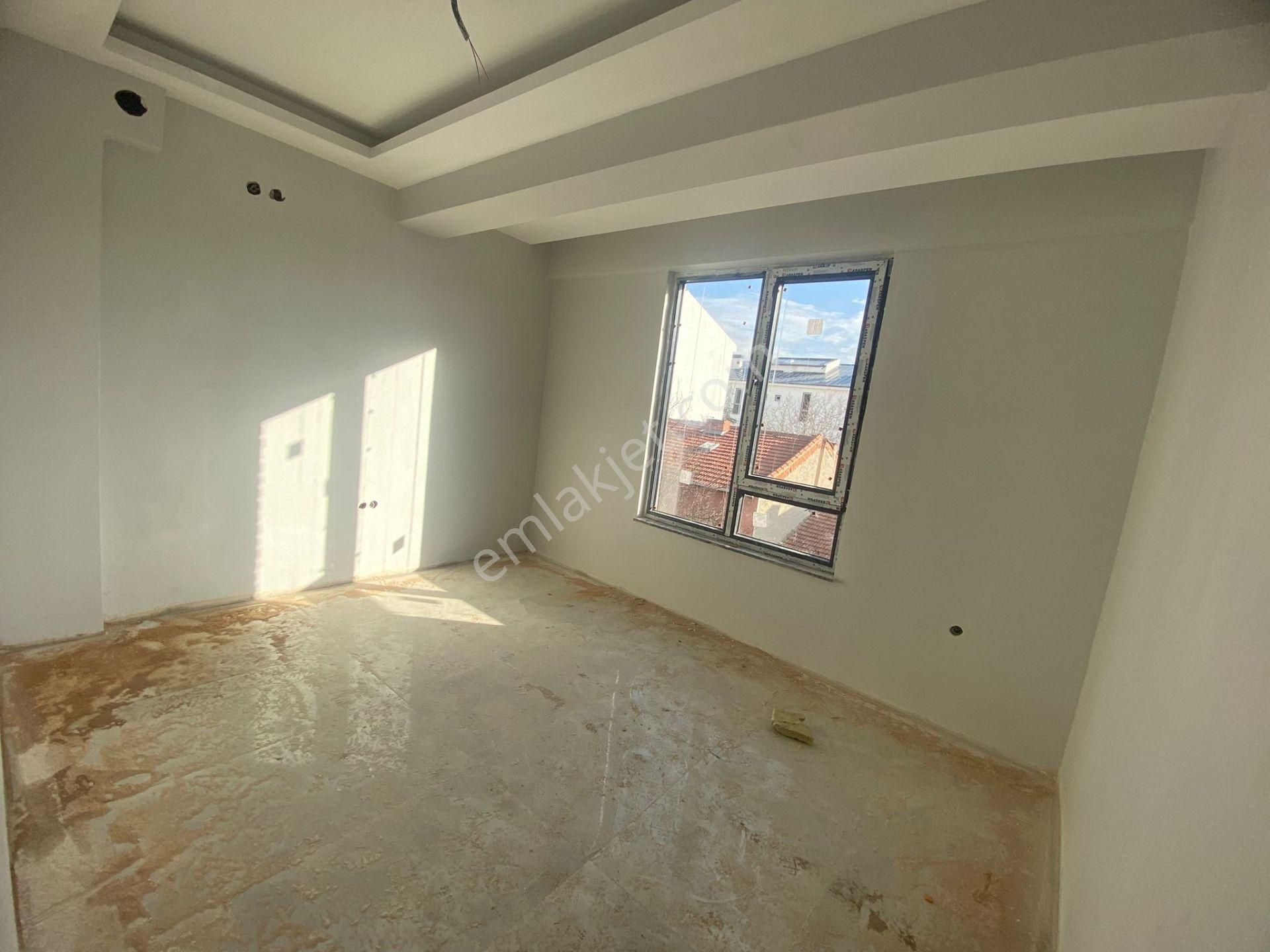 Tombakzade Yakını Katta Tek Daire Özel Garaj 115m² 2+1 Daire Bk-21 - Görsel 9