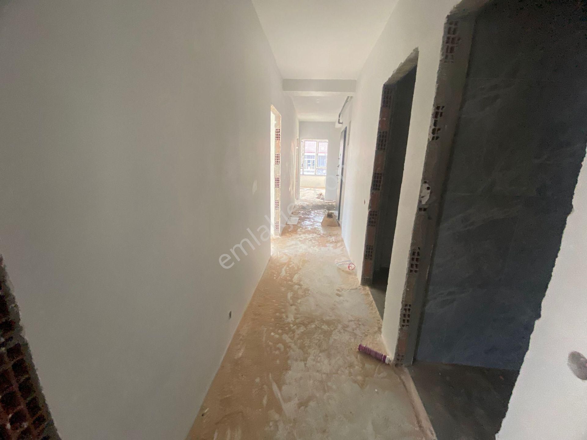 Tombakzade Yakını Katta Tek Daire Özel Garaj 115m² 2+1 Daire Bk-21 - Görsel 11