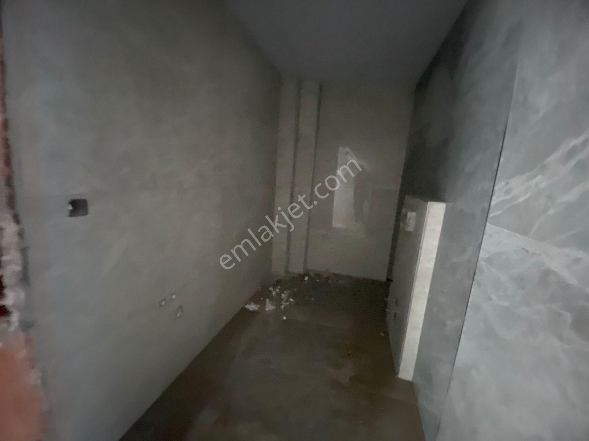 Tombakzade Yakını Katta Tek Daire Özel Garaj 115m² 2+1 Daire Bk-21 - Görsel 17