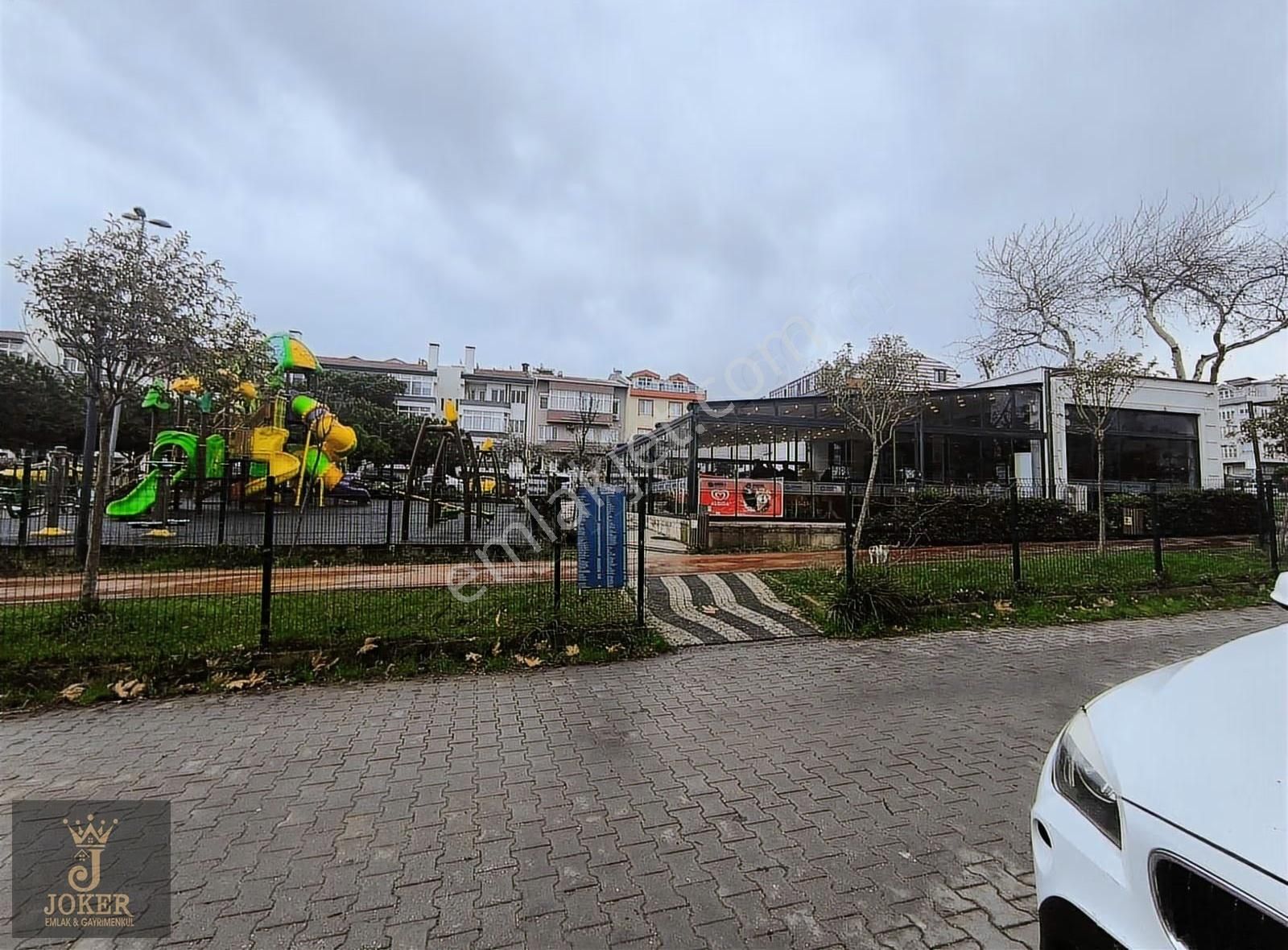 Moda Sunullah Konutlarında Eşyalı Kiralık 1+1 Spor Salonlu - Görsel 19