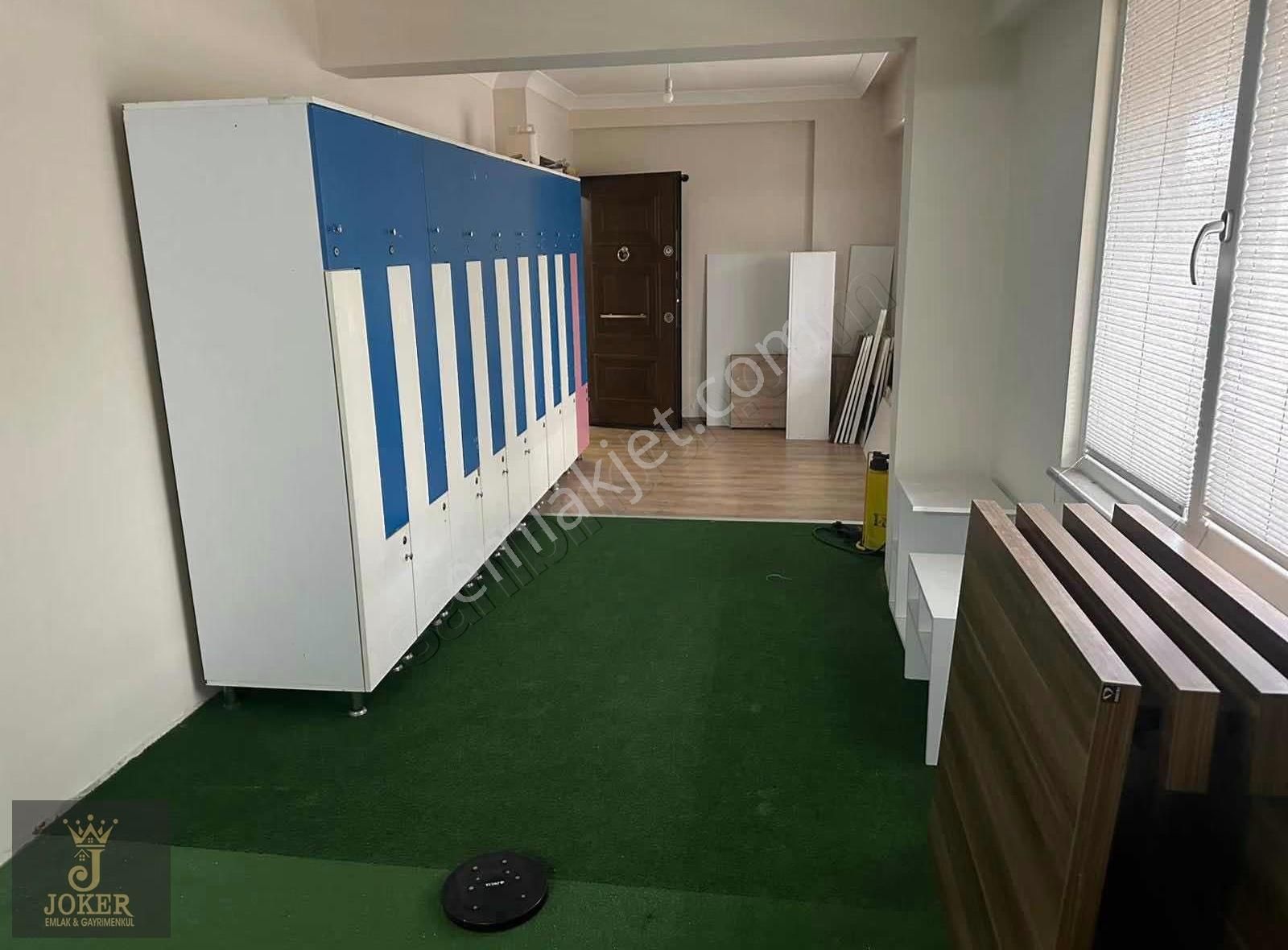 Moda Sunullah Konutlarında Eşyalı Kiralık 1+1 Spor Salonlu - Görsel 15