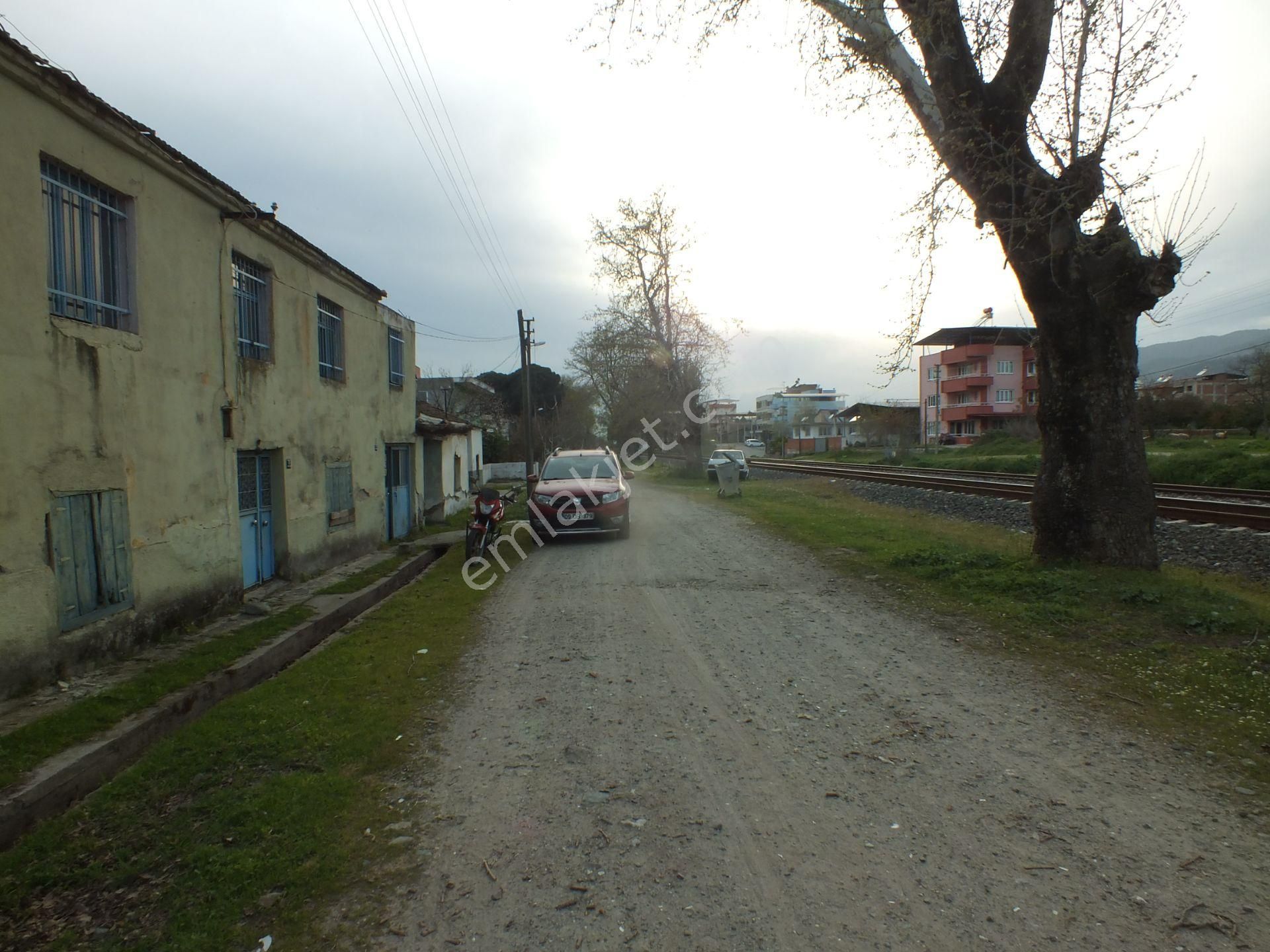 Horsunlu Mahallesin De Satılık 2 Katlı Müstakil Ve Bahçeli Ev - Görsel 2
