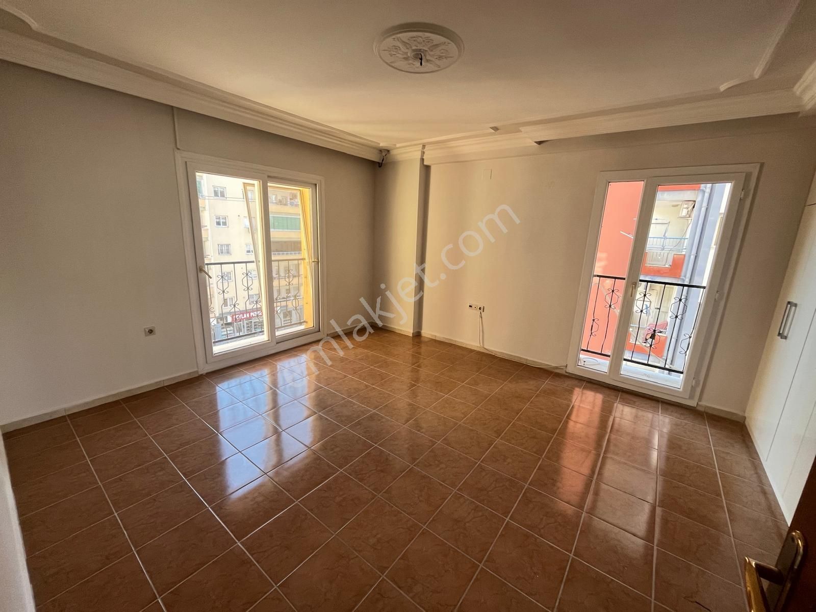 İz'den Huzurevlerin'de Xl Oturum 3+1 Satılık Daire - Görsel 16