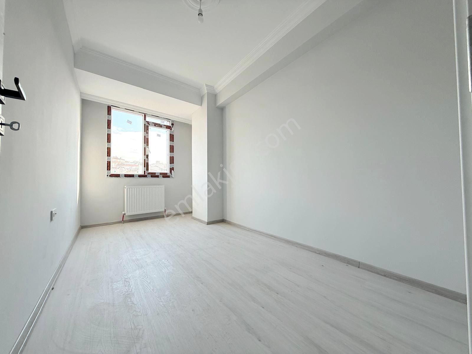 Merkezi Konumda Cadde Üzeri Sıfır 3+1 Ara Kat Satılık Daire - Görsel 5