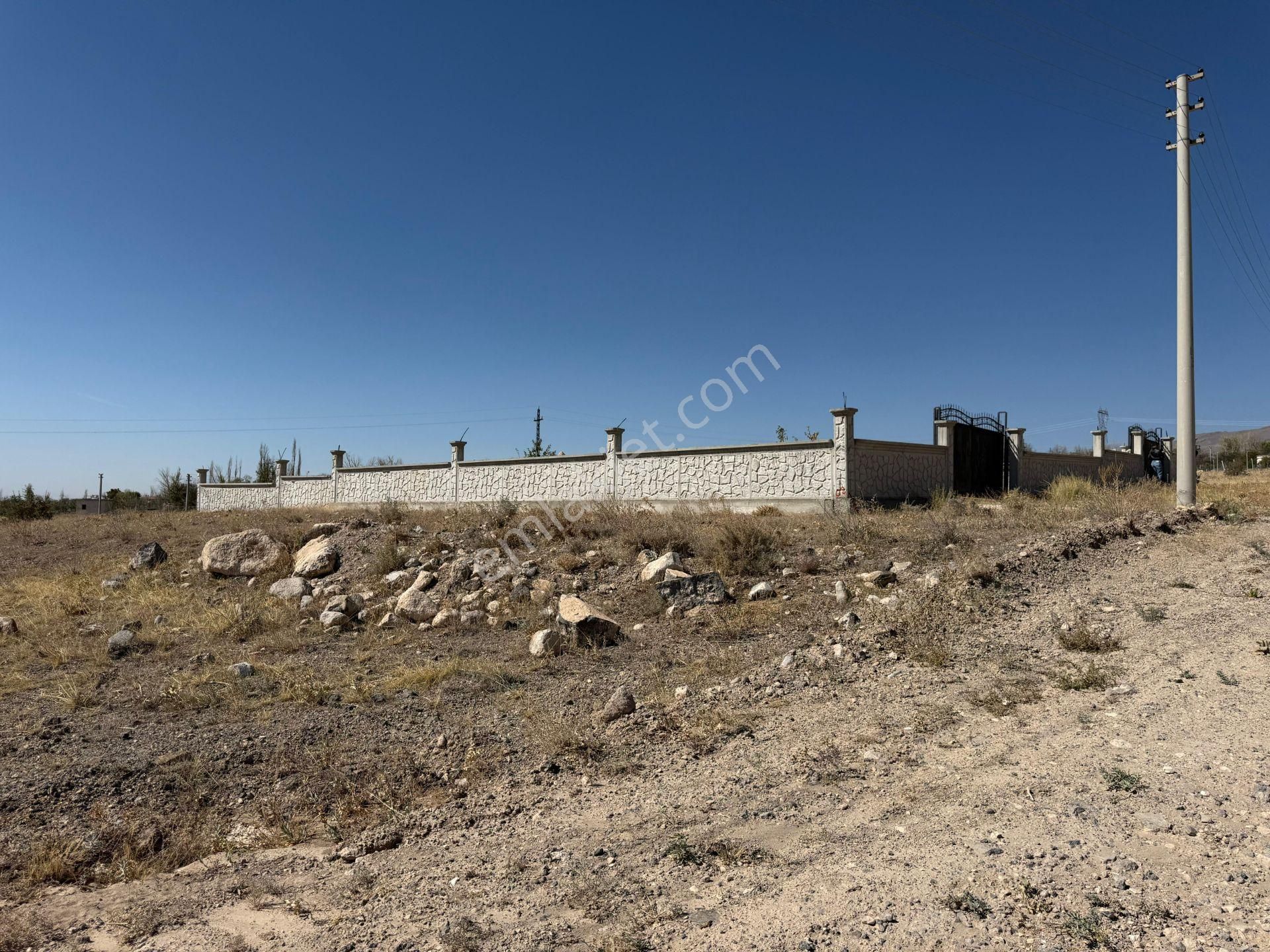 E.gökal Fertek 368 M2 Mükemmel Konum Arsa - Yatırım İçin ! - Görsel 5