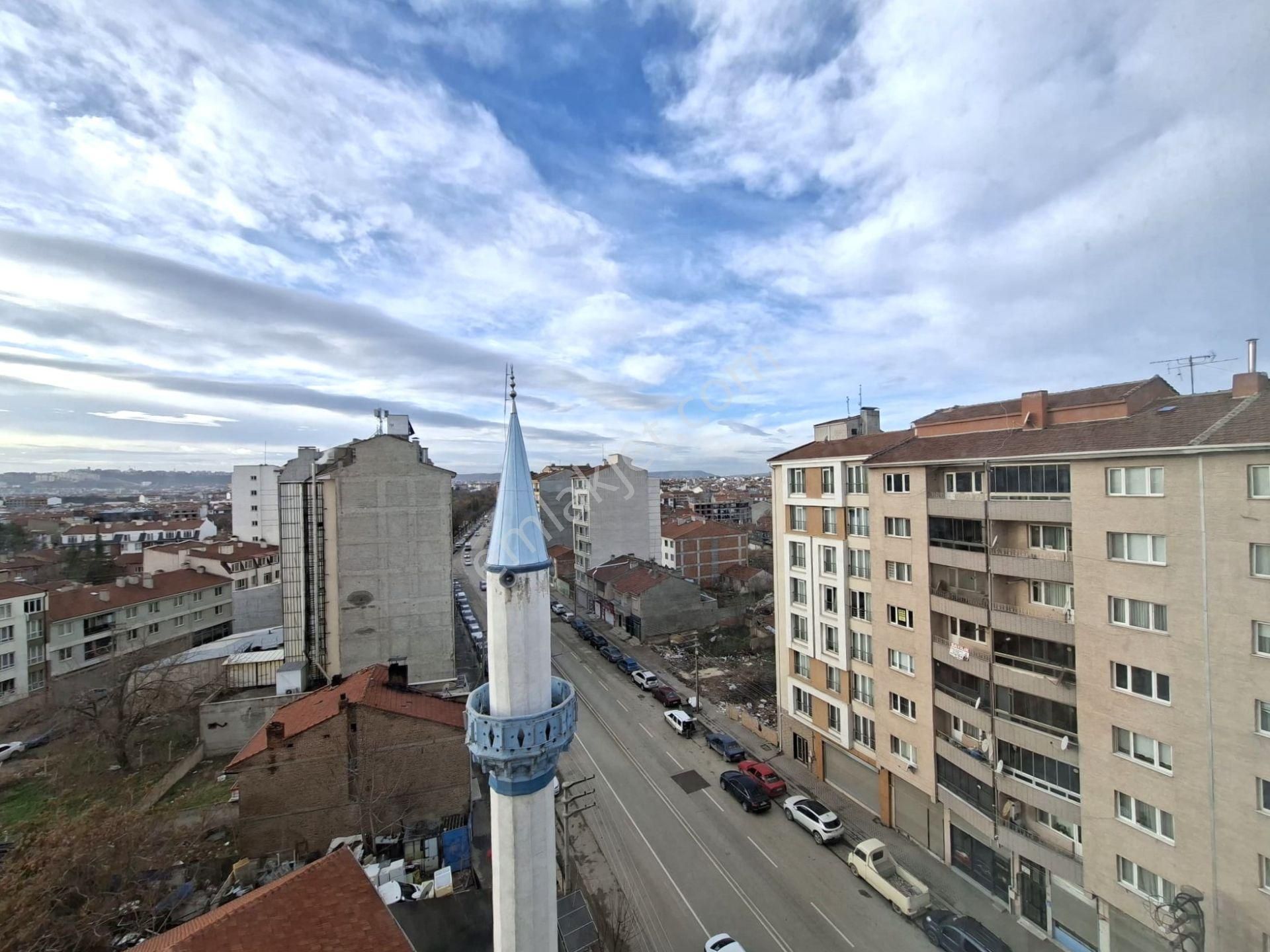 Recep Ümit Emlak'tan Şarhöyük Gazi Yakup Satar Cad. Üzerinde Satılık Lux 3+1 Asansörlü Daire - Görsel 9