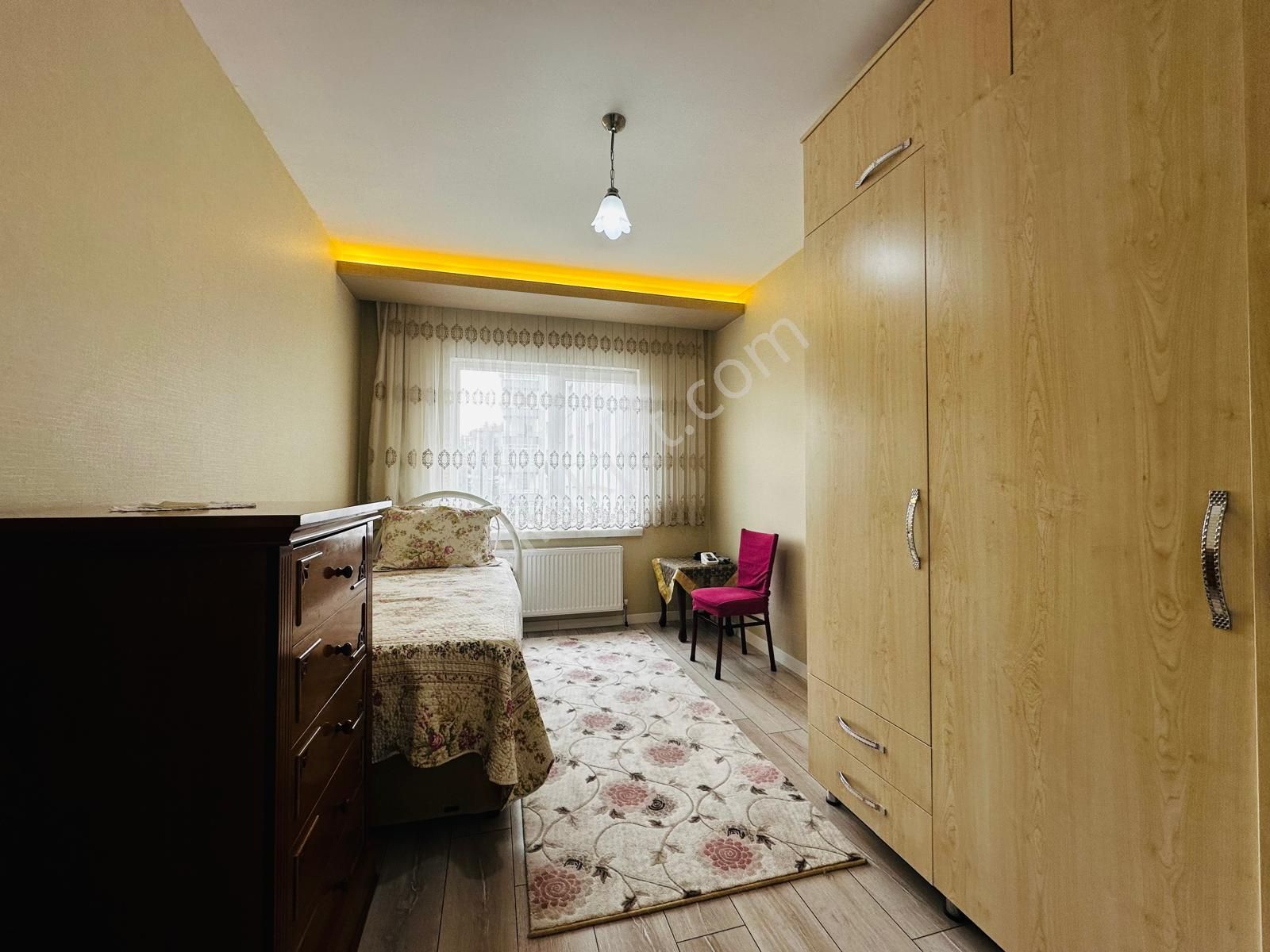 Taşcılar'dan Yeni Binada Asansörlü Güney-doğu Full Yapılı 1.kat 3+1 - Görsel 24