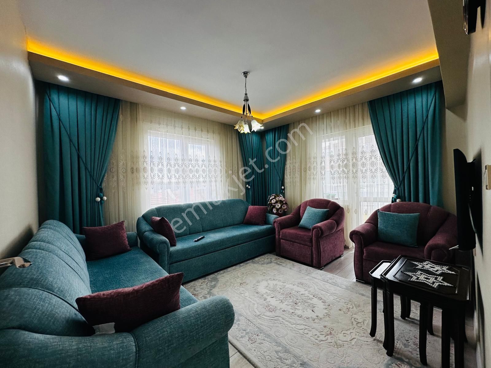 Taşcılar'dan Yeni Binada Asansörlü Güney-doğu Full Yapılı 1.kat 3+1 - Görsel 25