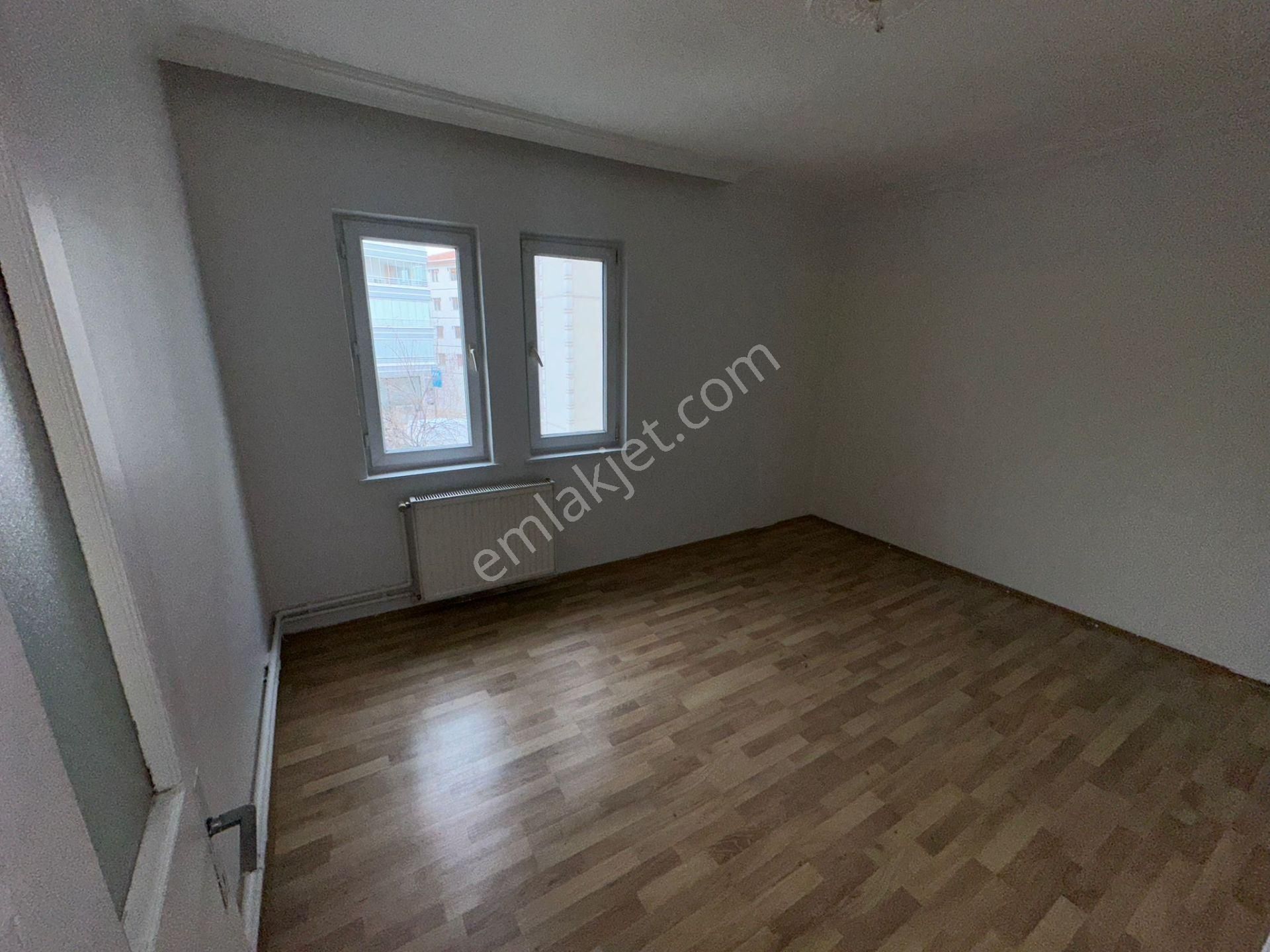 Sincan Andiçen Mah. Site İçinde Full Yapılı Çok Geniş Kiralık Daire - Görsel 22
