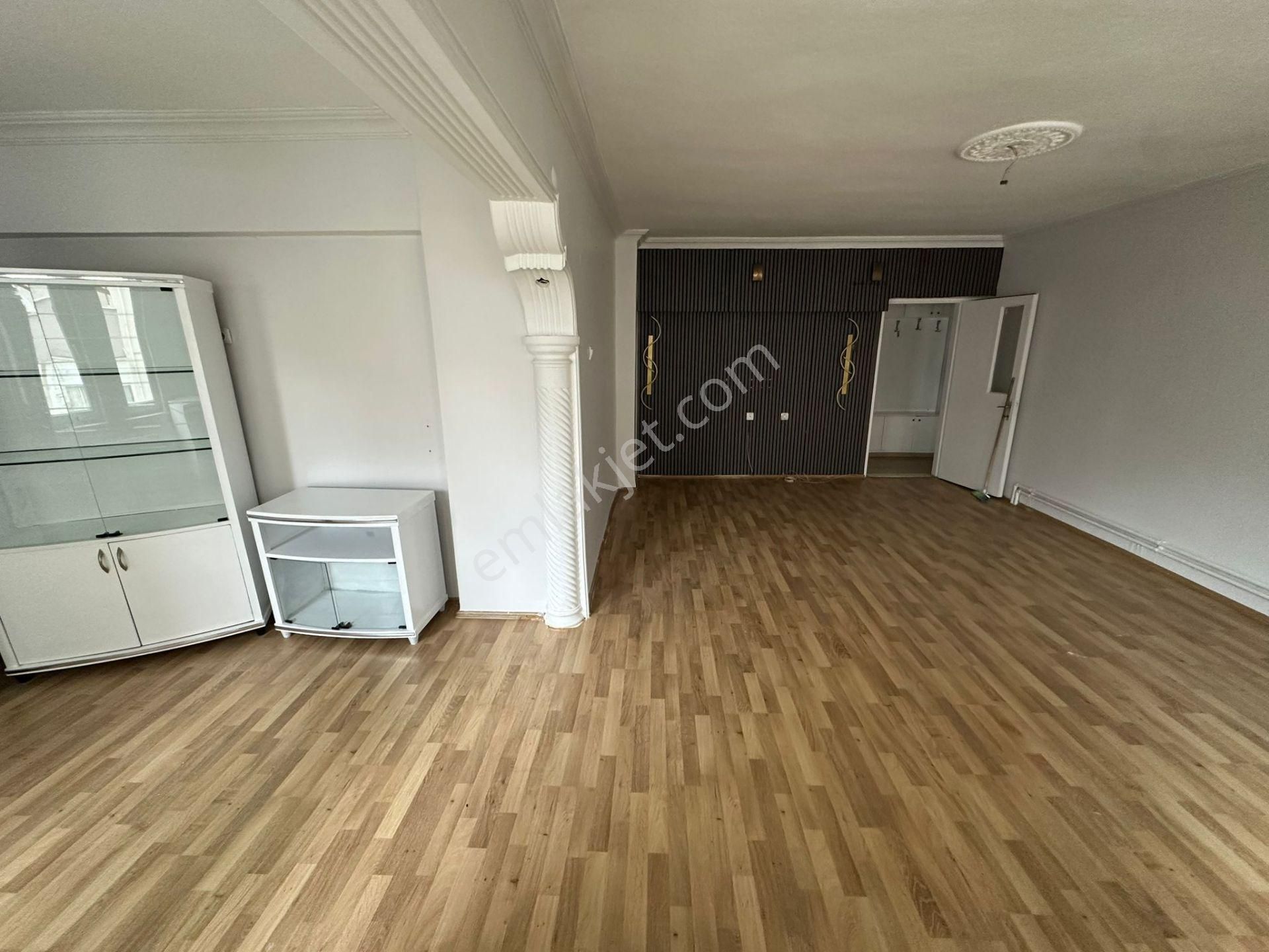 Sincan Andiçen Mah. Site İçinde Full Yapılı Çok Geniş Kiralık Daire - Görsel 31