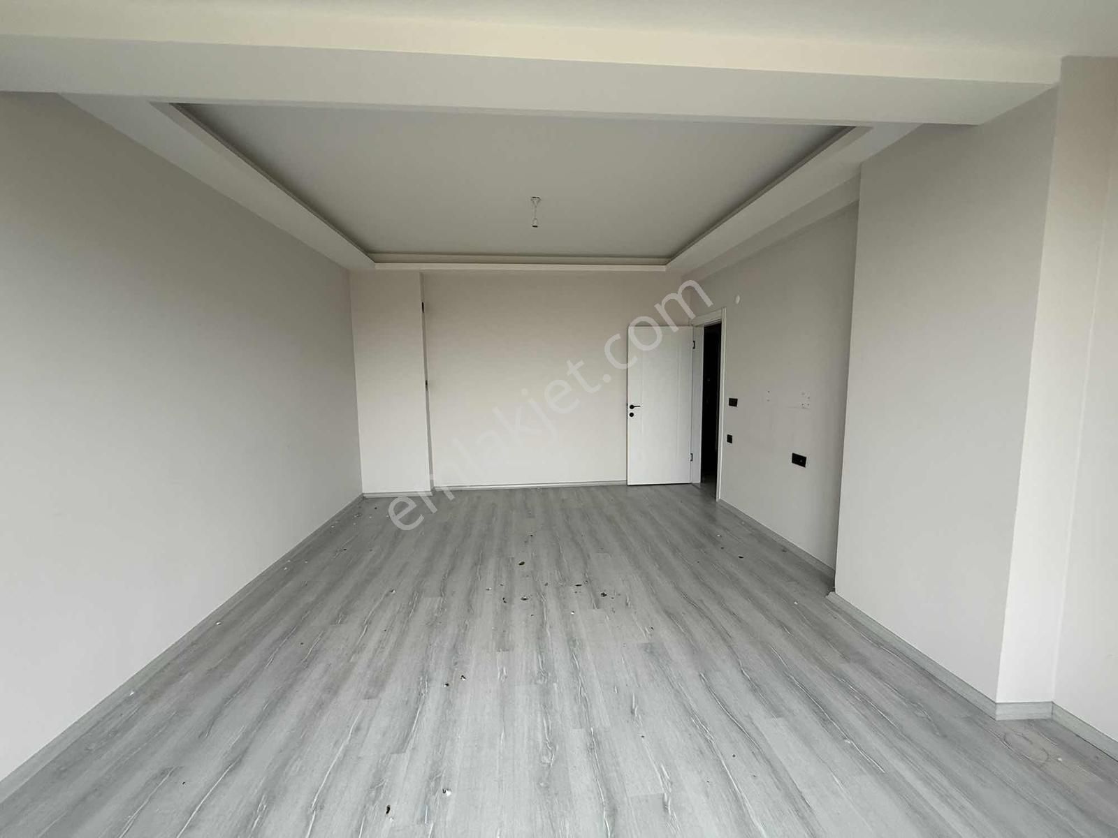Yağmur Emlak'tan Tekkeköyde Bulvar Cephe 3+1 Kiralık Daire - Görsel 5