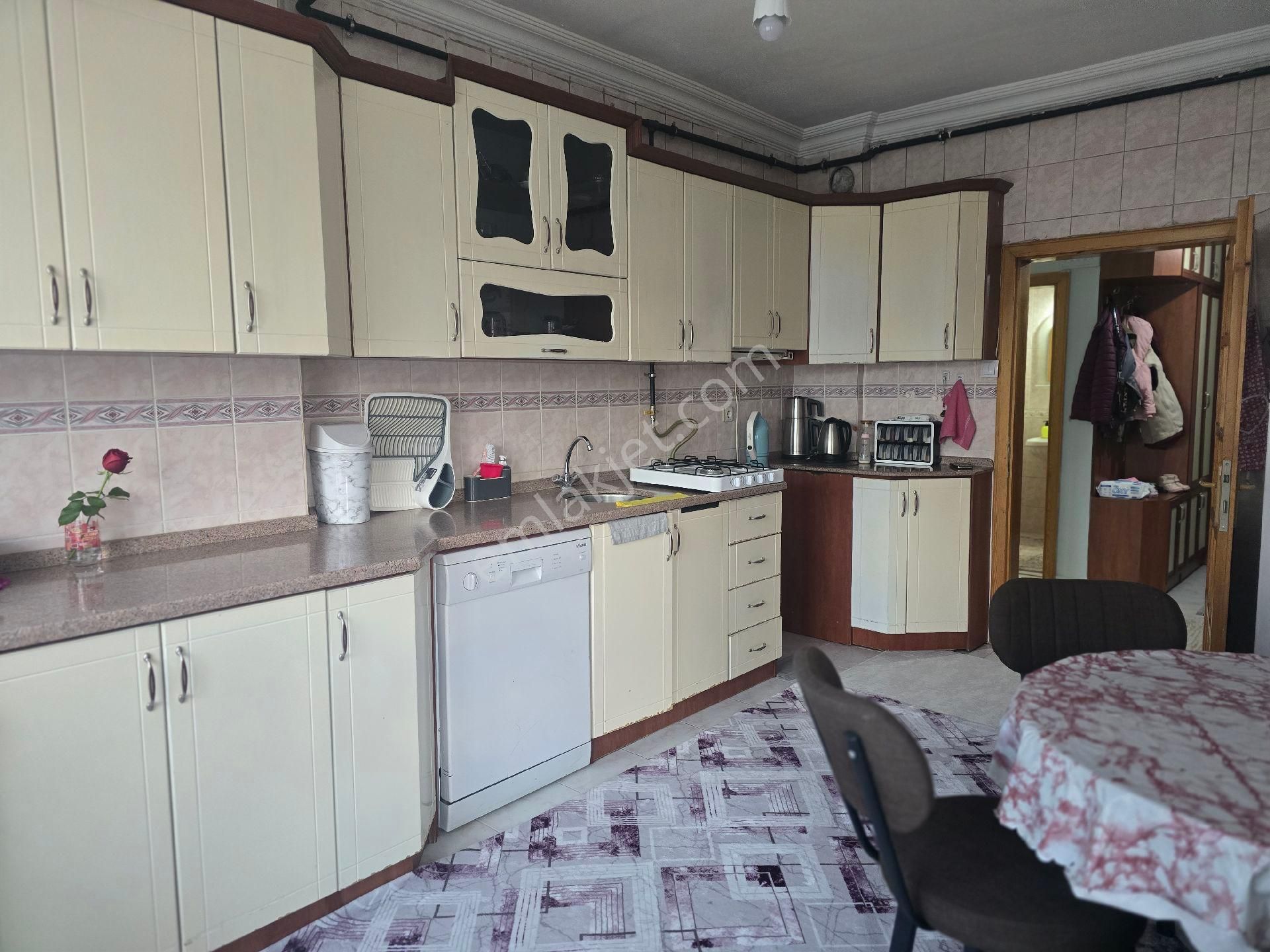 Niğde Bor Başpınar Mahallesinde 3+1 Satılık Daire - Görsel 9