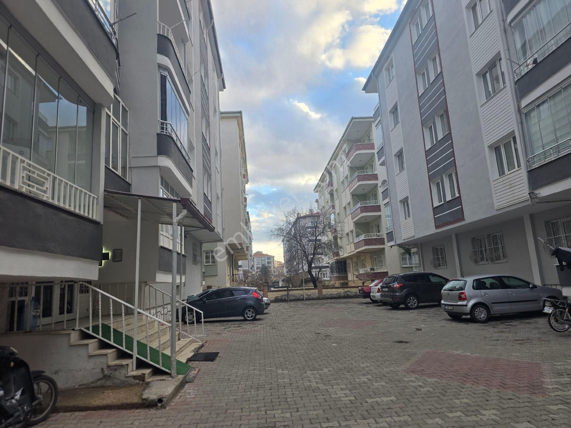 Niğde Bor Başpınar Mahallesinde 3+1 Satılık Daire - Görsel 3