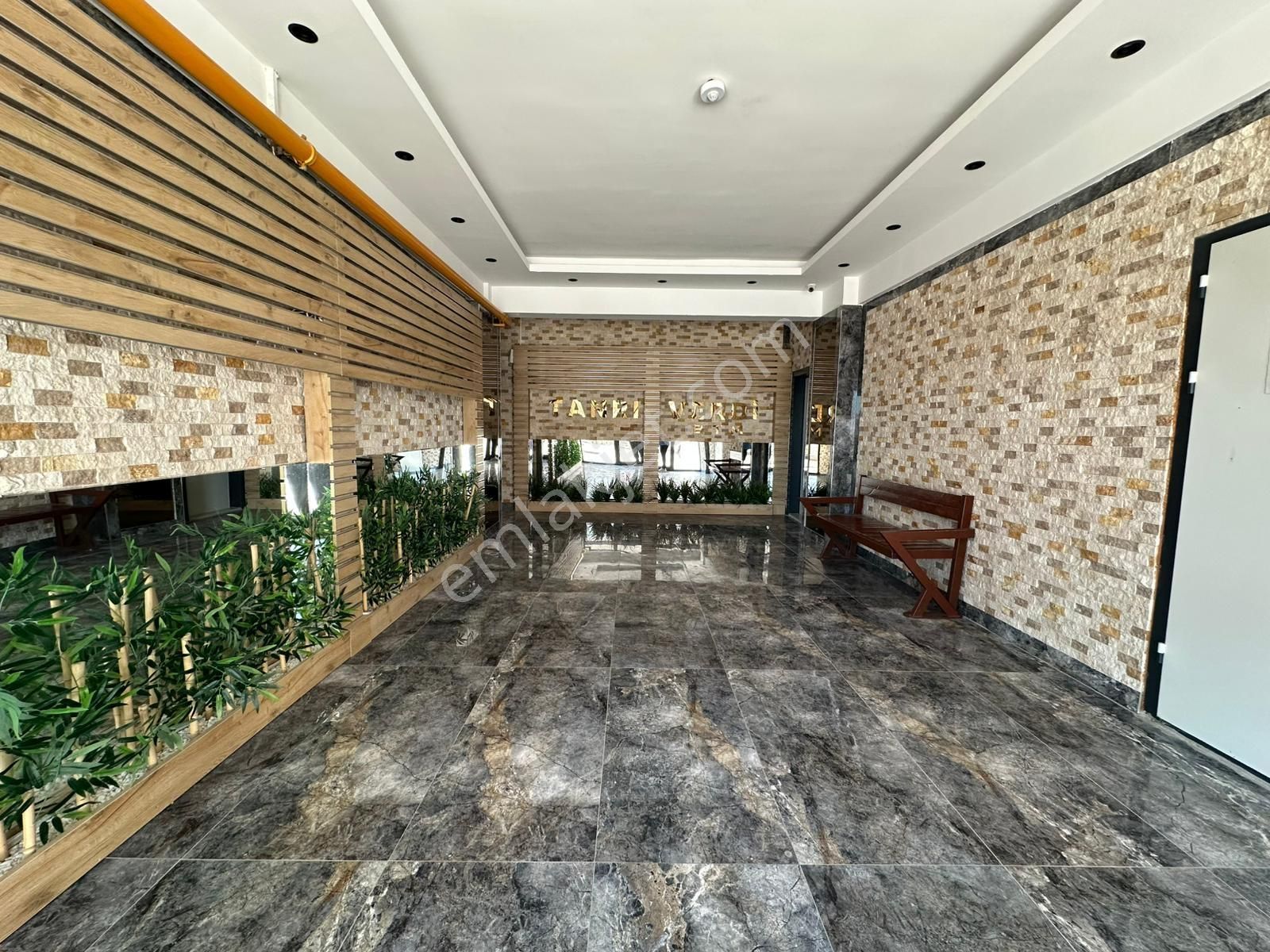 Btm Sitesinde Lüks Yapılı Satılık 3+1 Daire - Görsel 12