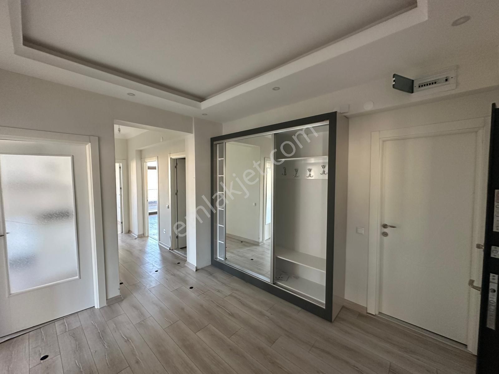 Btm Sitesinde Lüks Yapılı Satılık 3+1 Daire - Görsel 21