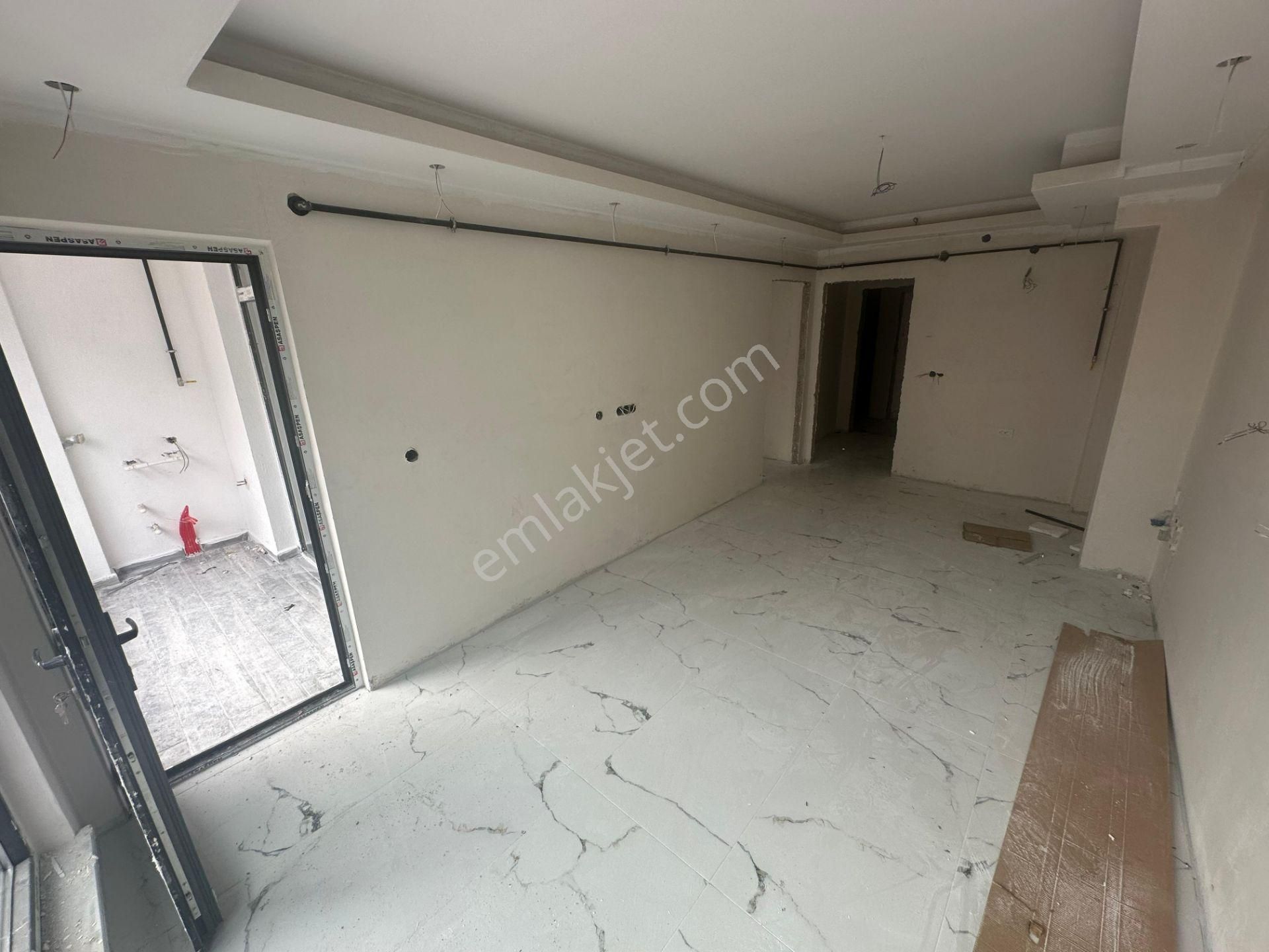 Öztel'den Çamlıca Mahallesinde Sıfır Balkonlu 1+1 Satılık Apart - Görsel 2