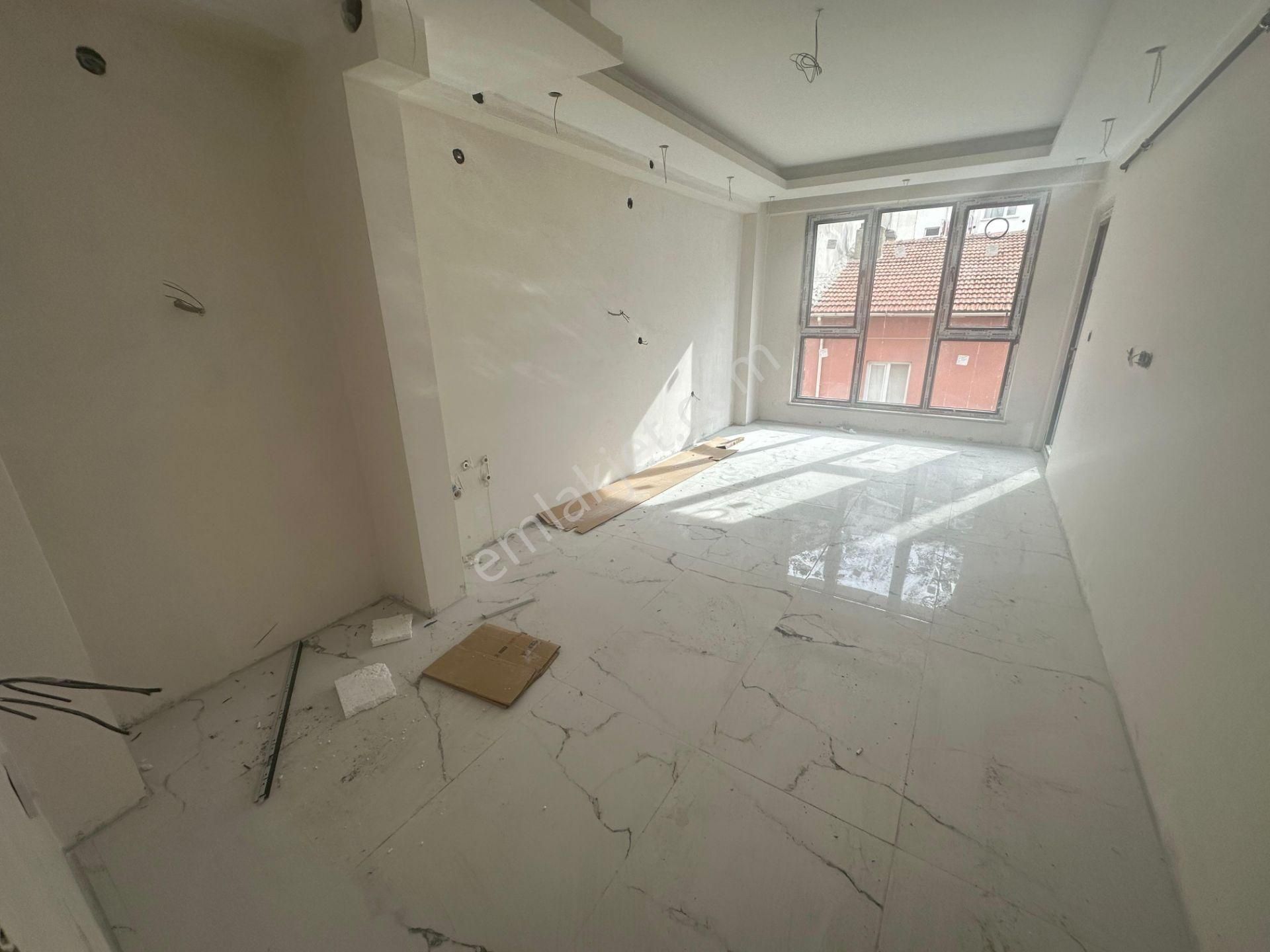 Öztel'den Çamlıca Mahallesinde Sıfır Balkonlu 1+1 Satılık Apart