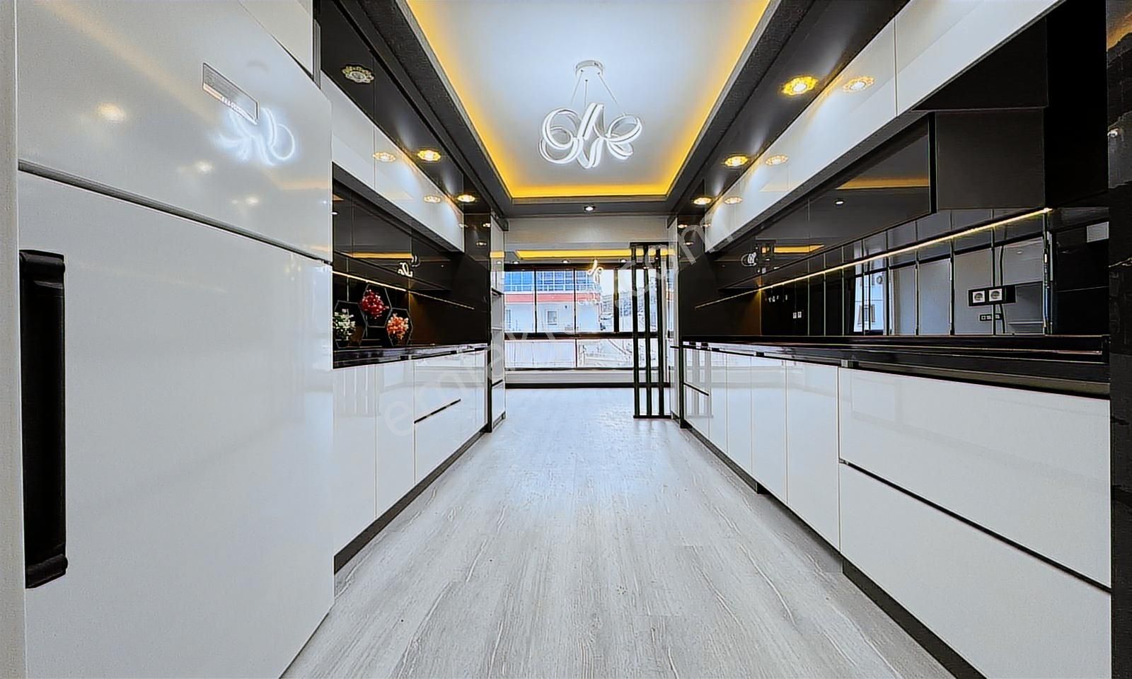 Keçiörende Fırsat 4+1 155 M2 Cadde Üzeri Full+full Yapılı Daire - Görsel 7