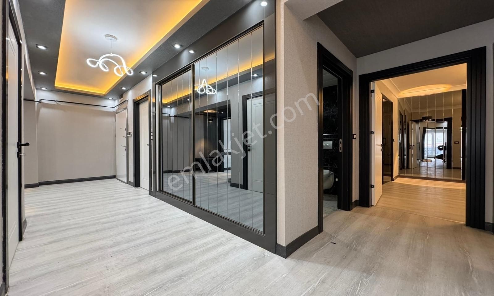 Keçiörende Fırsat 4+1 155 M2 Cadde Üzeri Full+full Yapılı Daire - Görsel 35