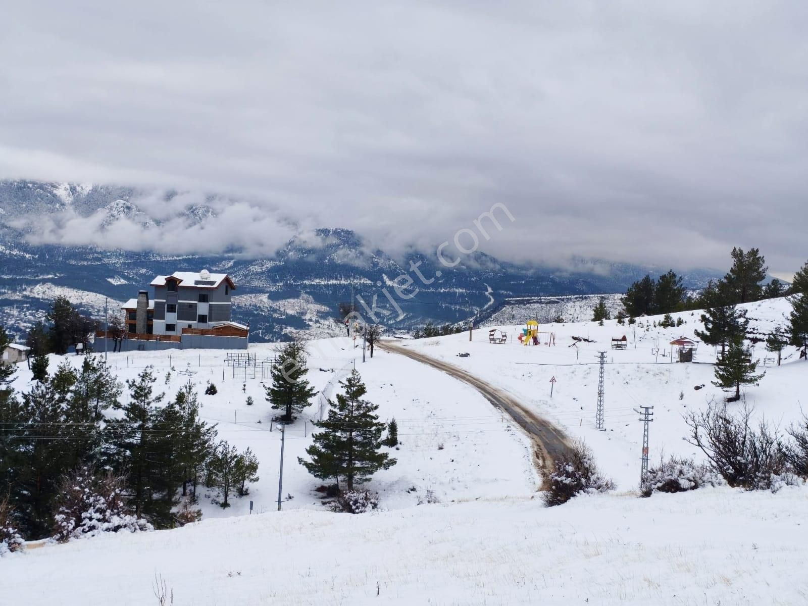 Kar Emlaktan Yenikonacık Bozkırlı Mevkiinde 400 M2 Satılık Arsa - Görsel 20