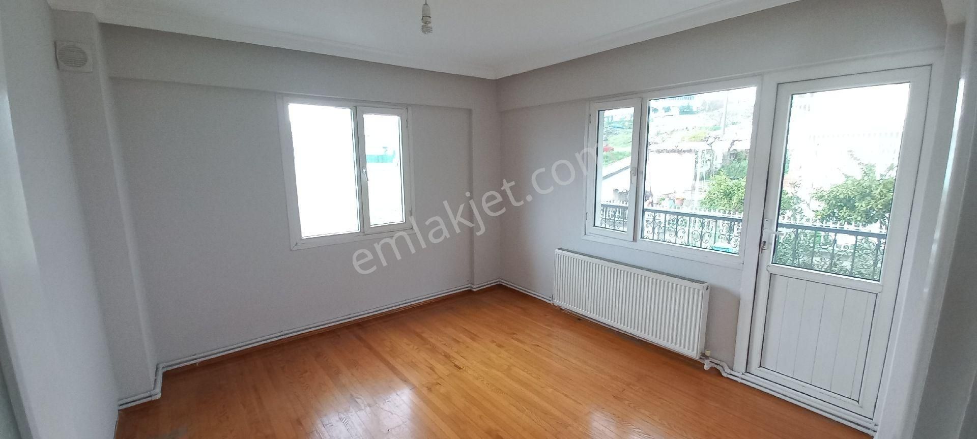 Bornova İnönü Mahallesinde 3+1 İçi Yeni Boyalı Yapılı Kiralık Daire Ve Dükkan - Görsel 20