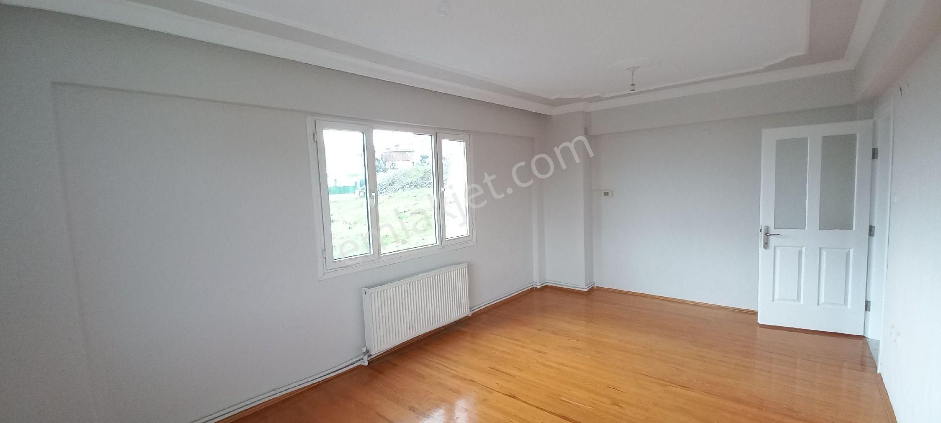Bornova İnönü Mahallesinde 3+1 İçi Yeni Boyalı Yapılı Kiralık Daire Ve Dükkan - Görsel 13