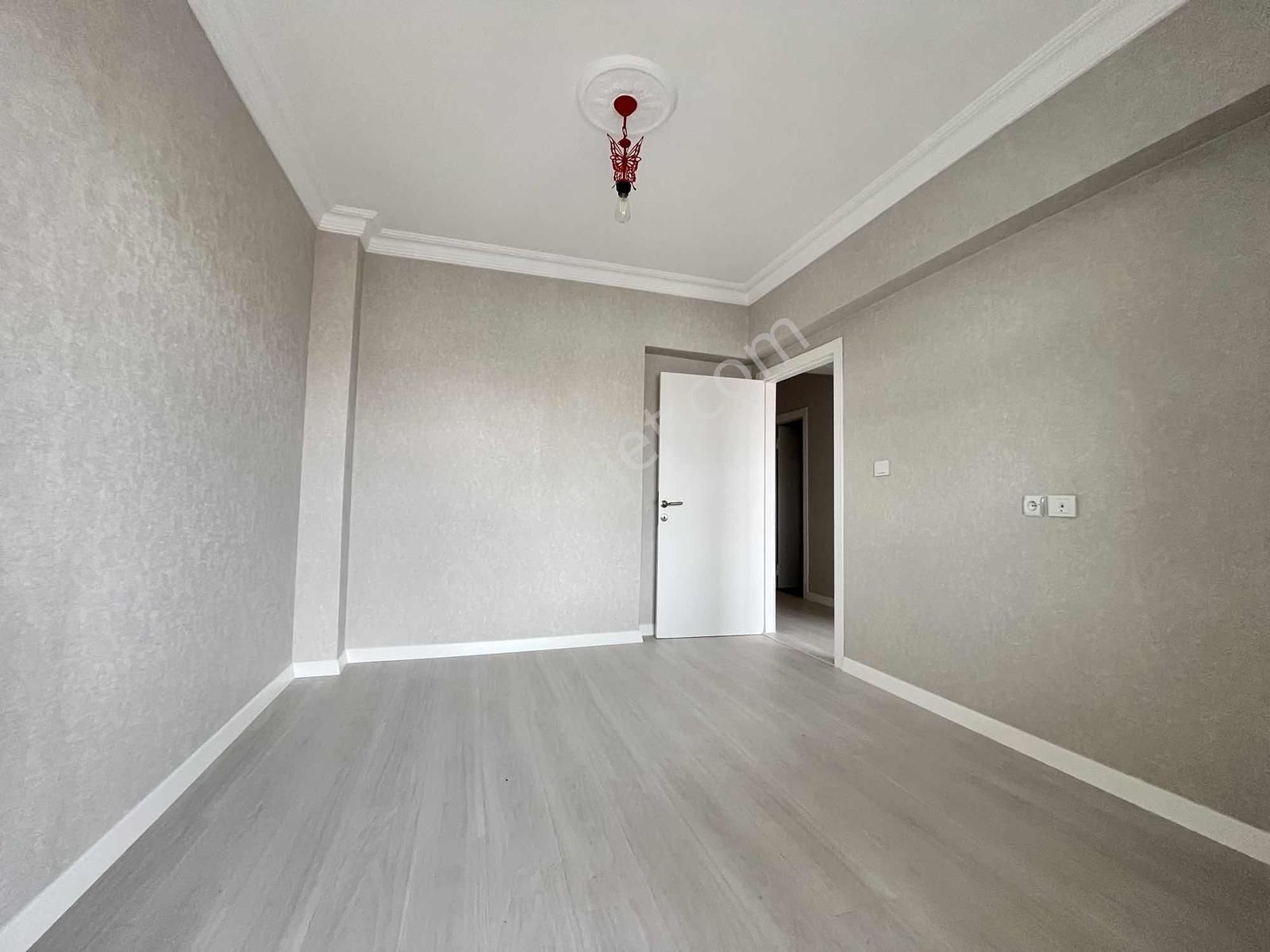 Yüce'den▓ 3+1 Manzarası Açık Geniş Oturumlu Yapılı Fırsat Daire. - Görsel 6