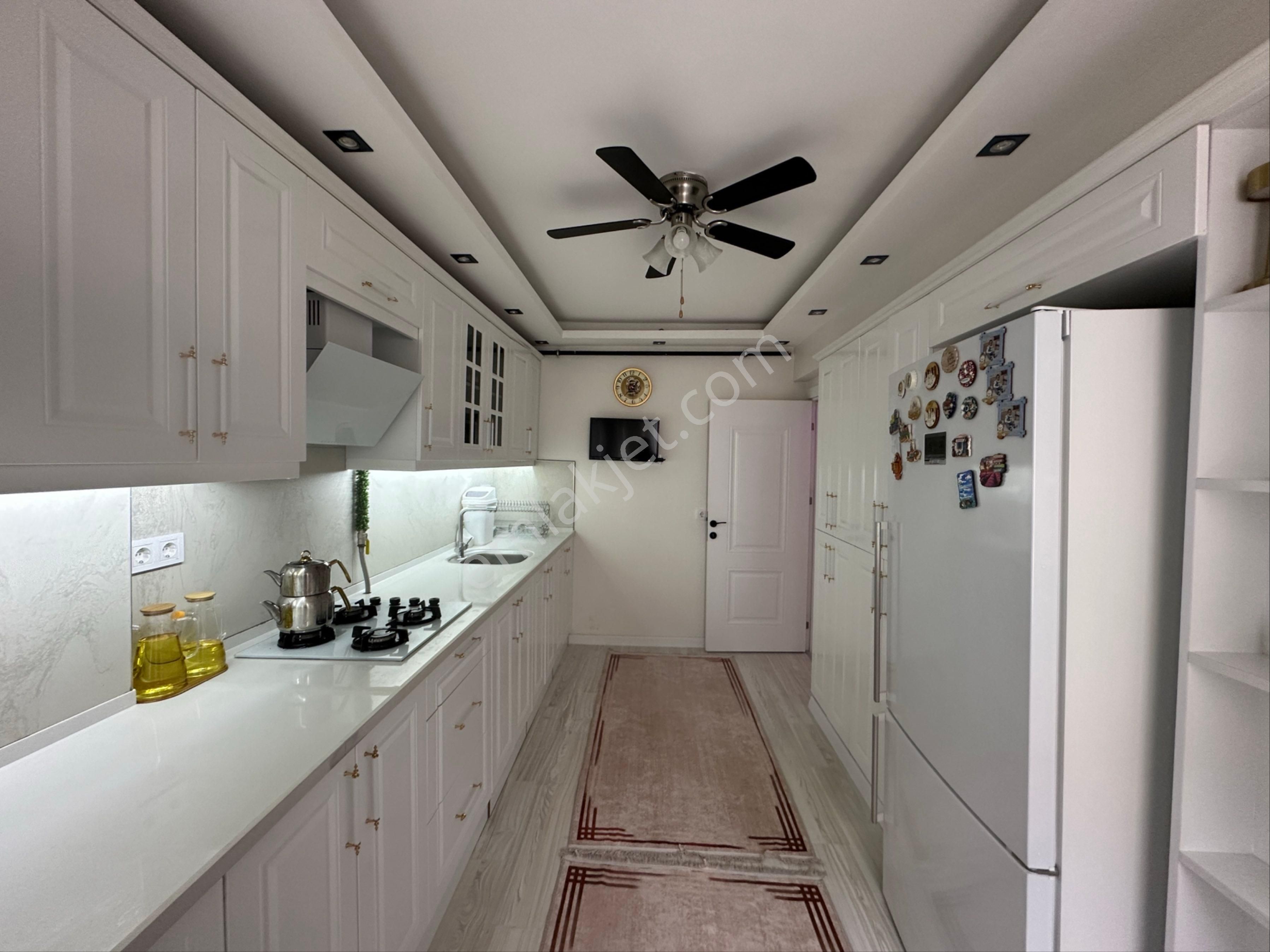 Msg'den Kahramanlarda Fuar Yanı Tadilatlı, Eşyalı 3+1 Daire - Görsel 11