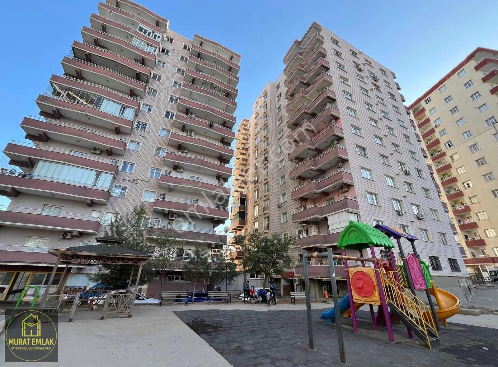 Murat Emlaktan Kaymakamlık Karşısında Lüks 3+1 Dairemiz Satılık