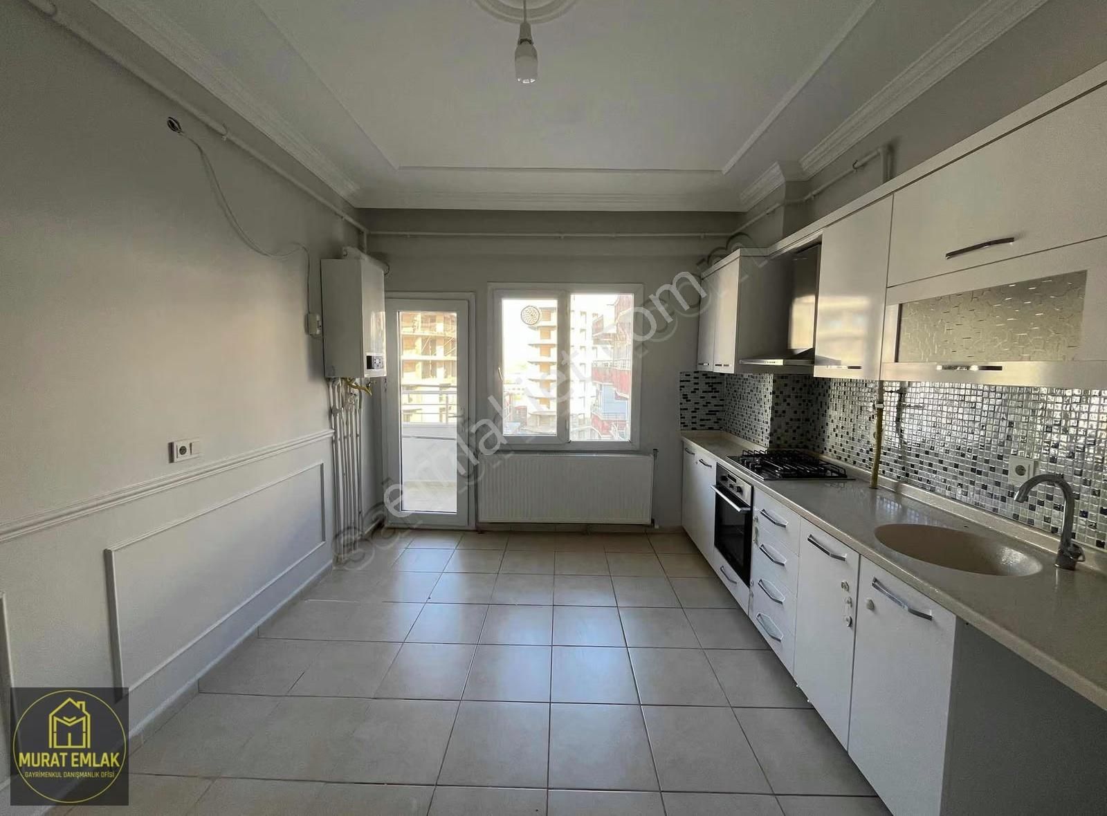 Murat Emlaktan Kaymakamlık Karşısında Lüks 3+1 Dairemiz Satılık - Görsel 2