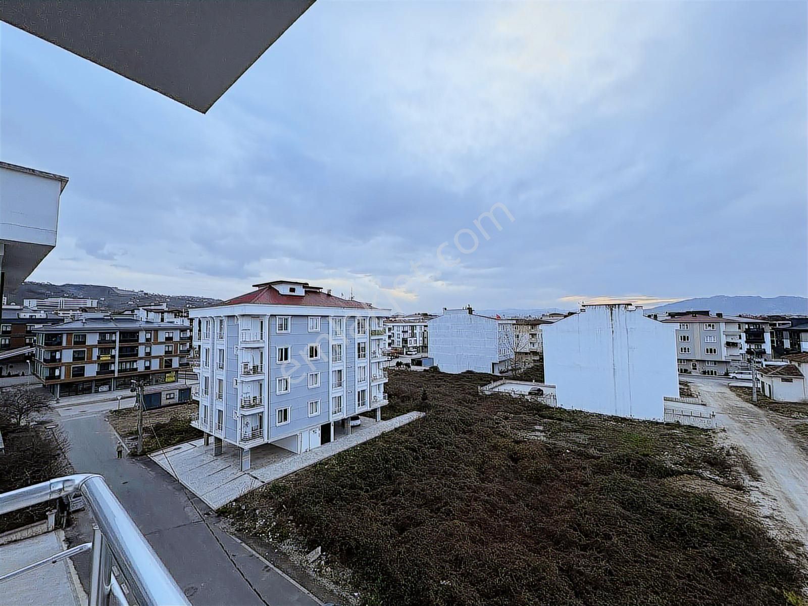 Vestha'dan Cumhuriyet'te Full Eşyalı 1+1 Fırsat Kiralık Daire ! - Görsel 9