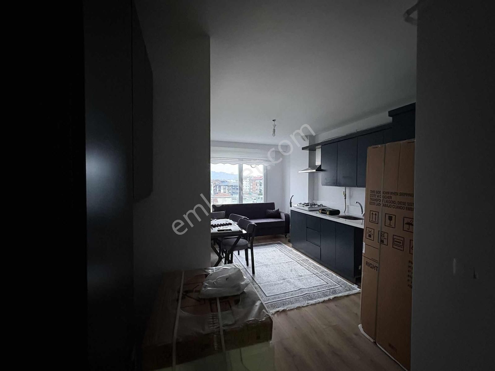 Vestha'dan Cumhuriyet'te Full Eşyalı 1+1 Fırsat Kiralık Daire !