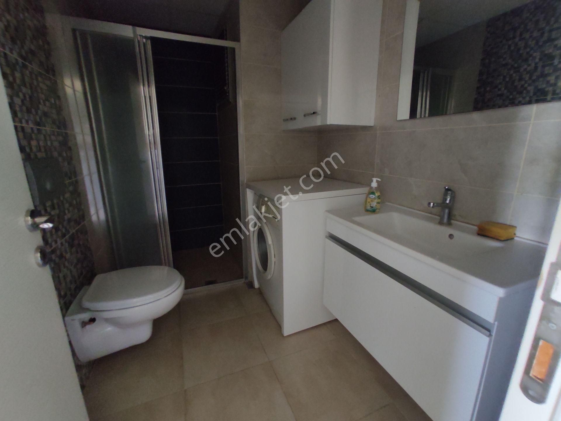 Menemen Seyrek Merkeze Yakın Havuzlu Site İçerisinde Eşyalı 1+1 Satılık Daire - Görsel 17