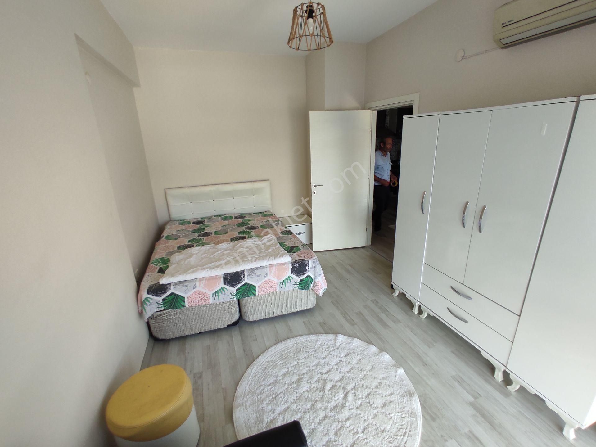 Menemen Seyrek Merkeze Yakın Havuzlu Site İçerisinde Eşyalı 1+1 Satılık Daire - Görsel 14