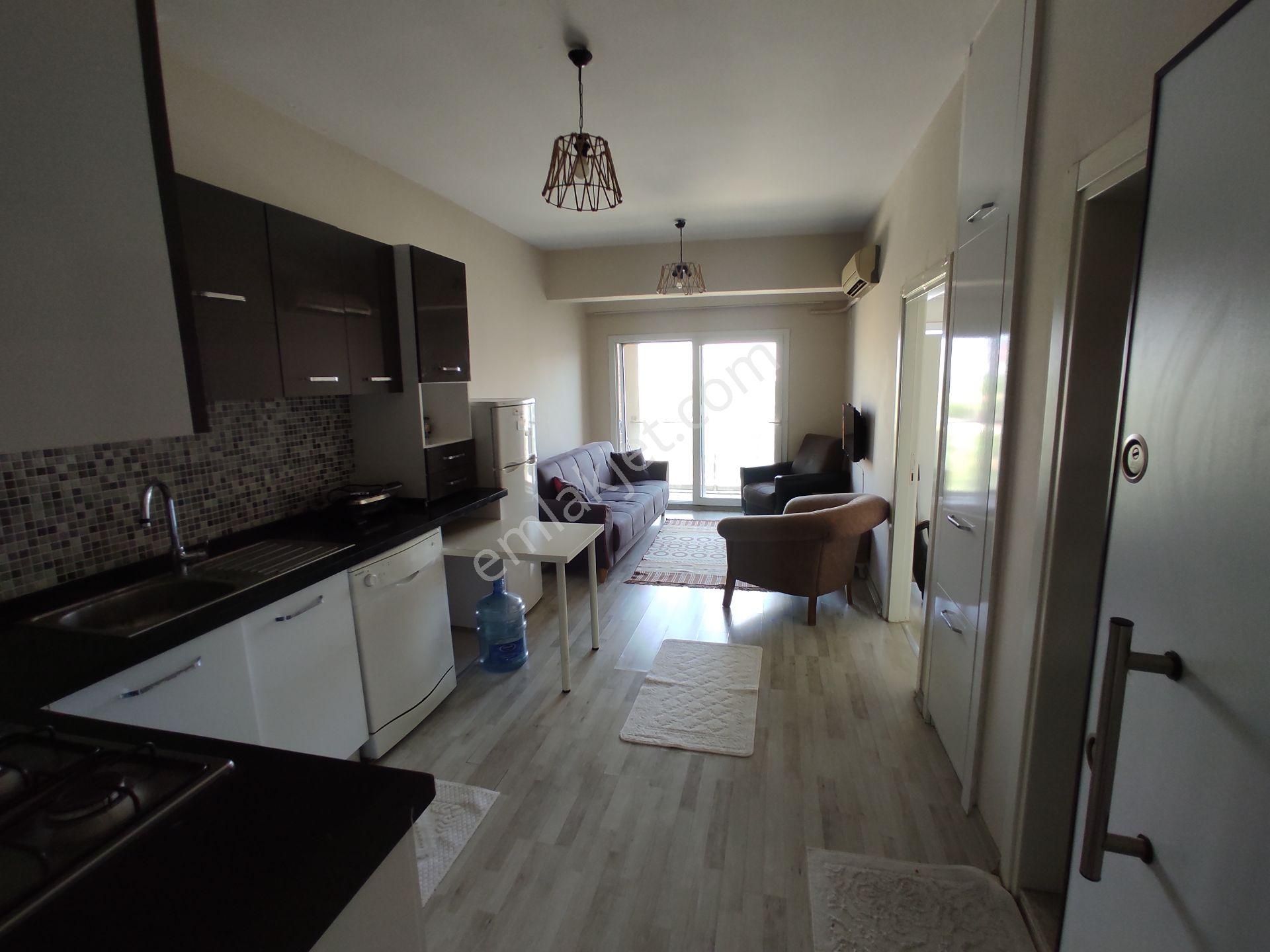 Menemen Seyrek Merkeze Yakın Havuzlu Site İçerisinde Eşyalı 1+1 Satılık Daire - Görsel 6