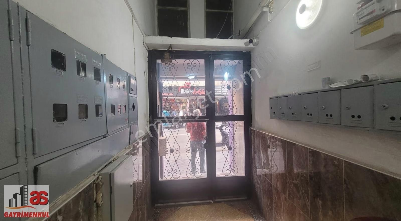 Sakarya Cad. Üzerinde Satılık Asansörlü 3+1 Daire - Görsel 6