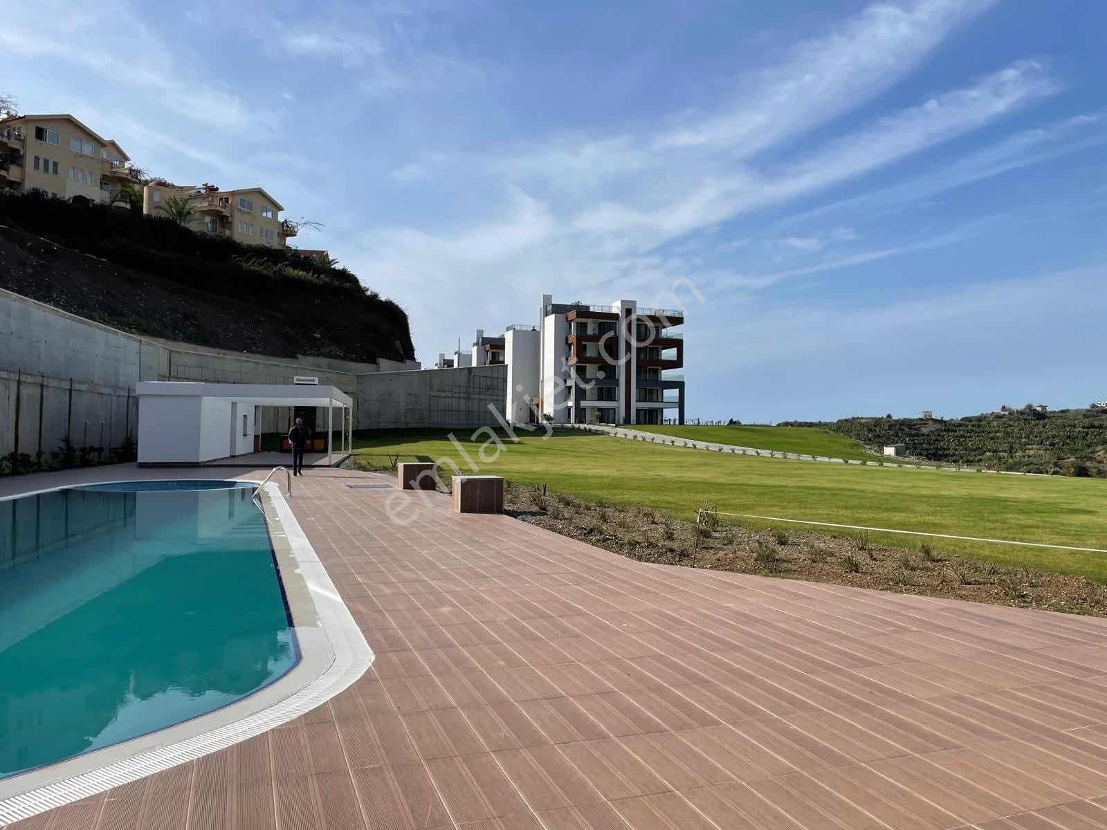 Satılık Daire 1+1 Gold City Hotel İmkanlarına Sahip Kargıcak - Görsel 2