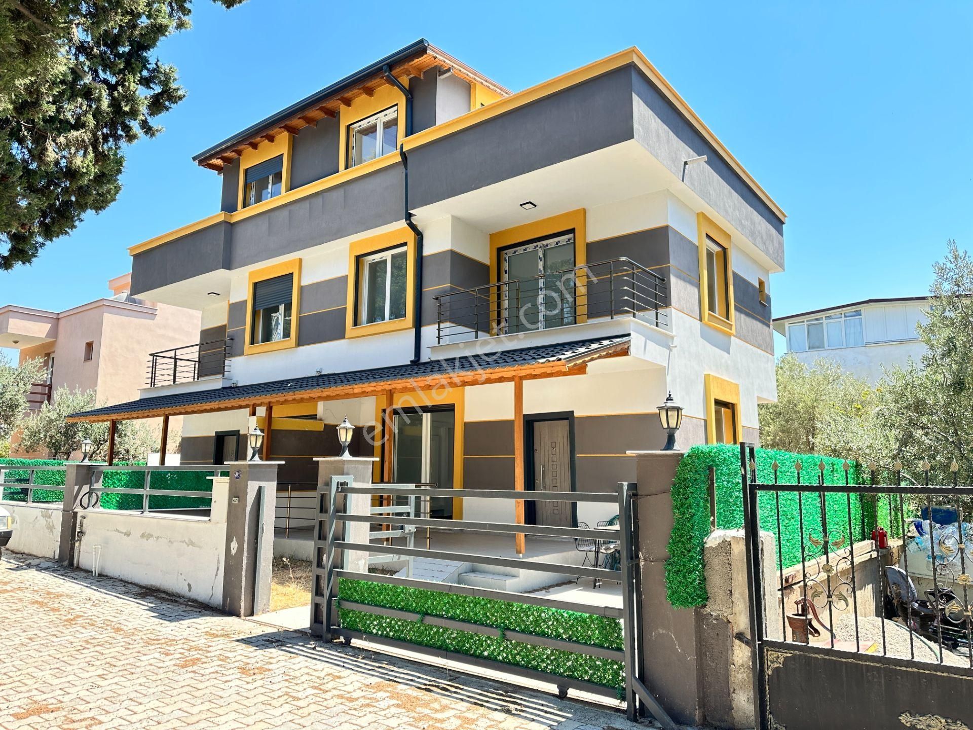 İzmir Seferihisar Doğanbey'de Plaja 650m Geniş Bahçeli Ferah Satılık 3+1 Villa - Görsel 2