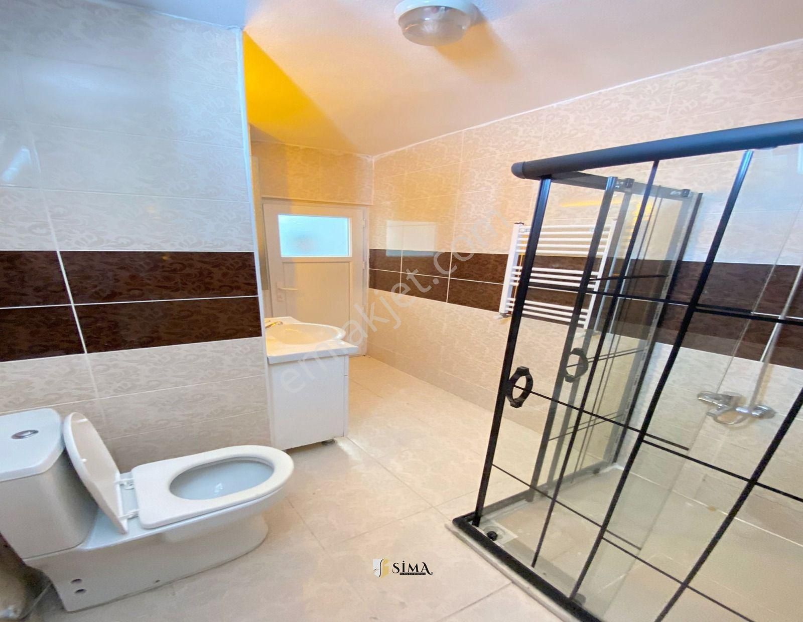 Meydana Yakın Merkezi Konumda İskanlı Satılık 2+1 - Görsel 24