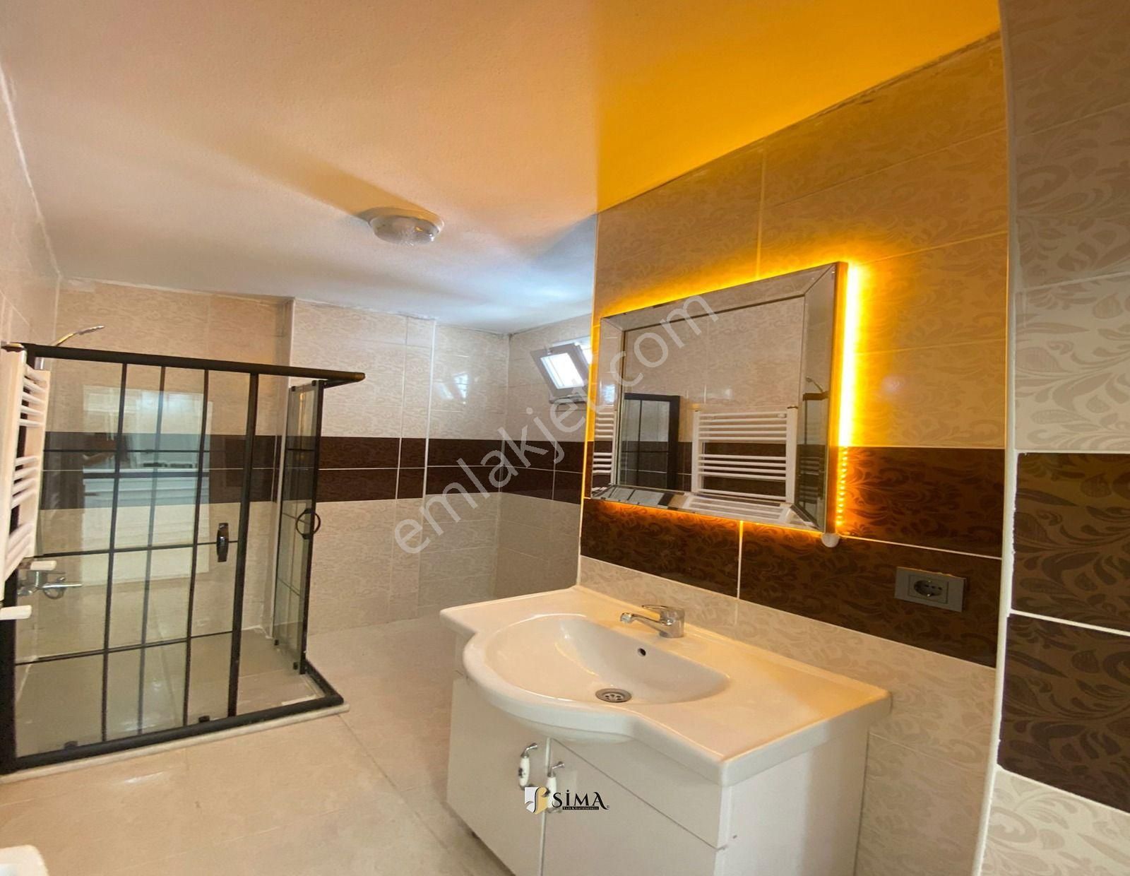 Meydana Yakın Merkezi Konumda İskanlı Satılık 2+1 - Görsel 22