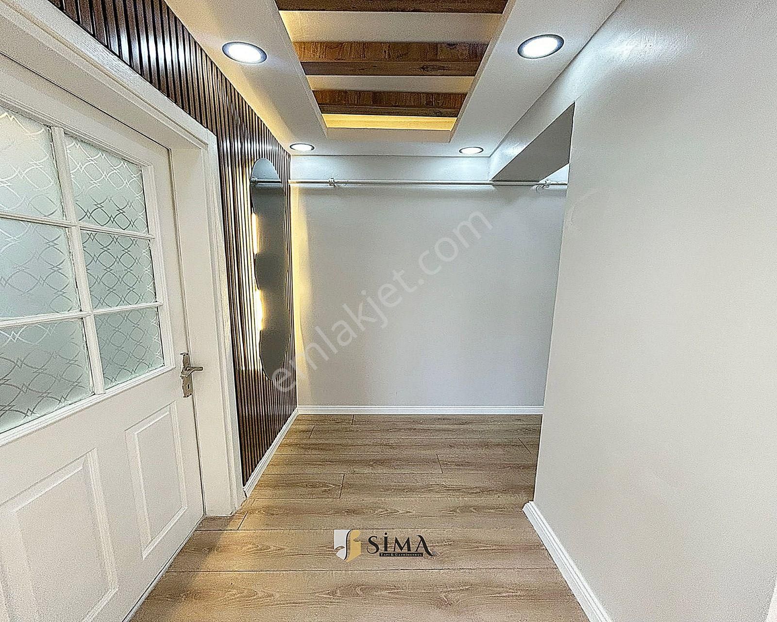 Meydana Yakın Merkezi Konumda İskanlı Satılık 2+1 - Görsel 3