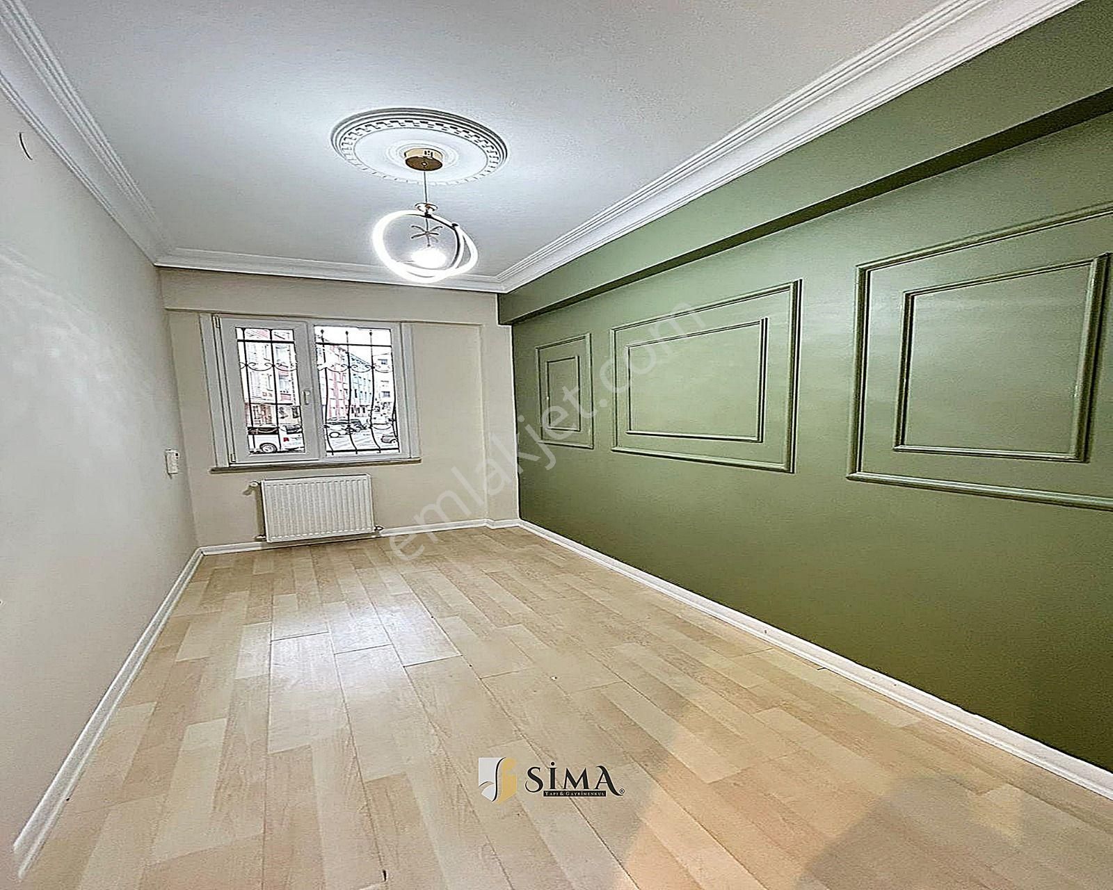 Meydana Yakın Merkezi Konumda İskanlı Satılık 2+1 - Görsel 8