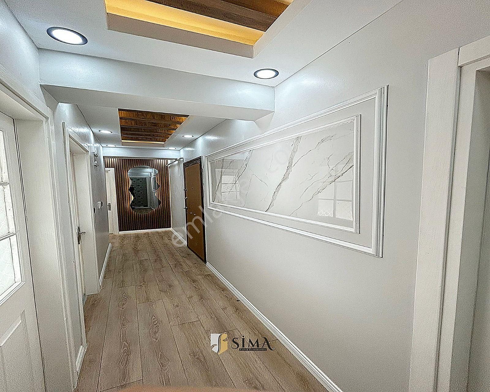 Meydana Yakın Merkezi Konumda İskanlı Satılık 2+1 - Görsel 6