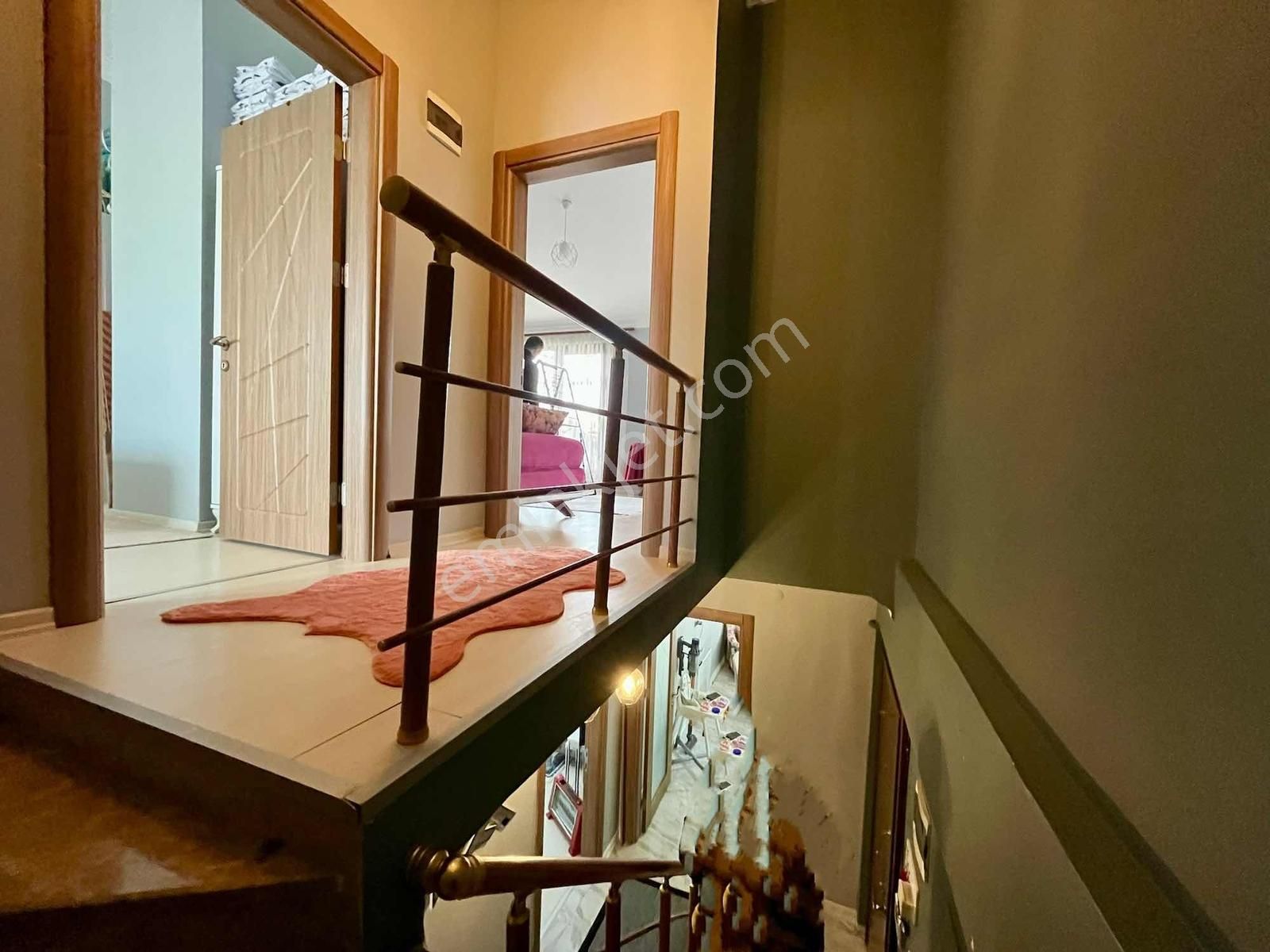 Çamlıca'da 4+1 200 M2 İki Büyük Teraslı Manzaralı Dubleks - Görsel 2